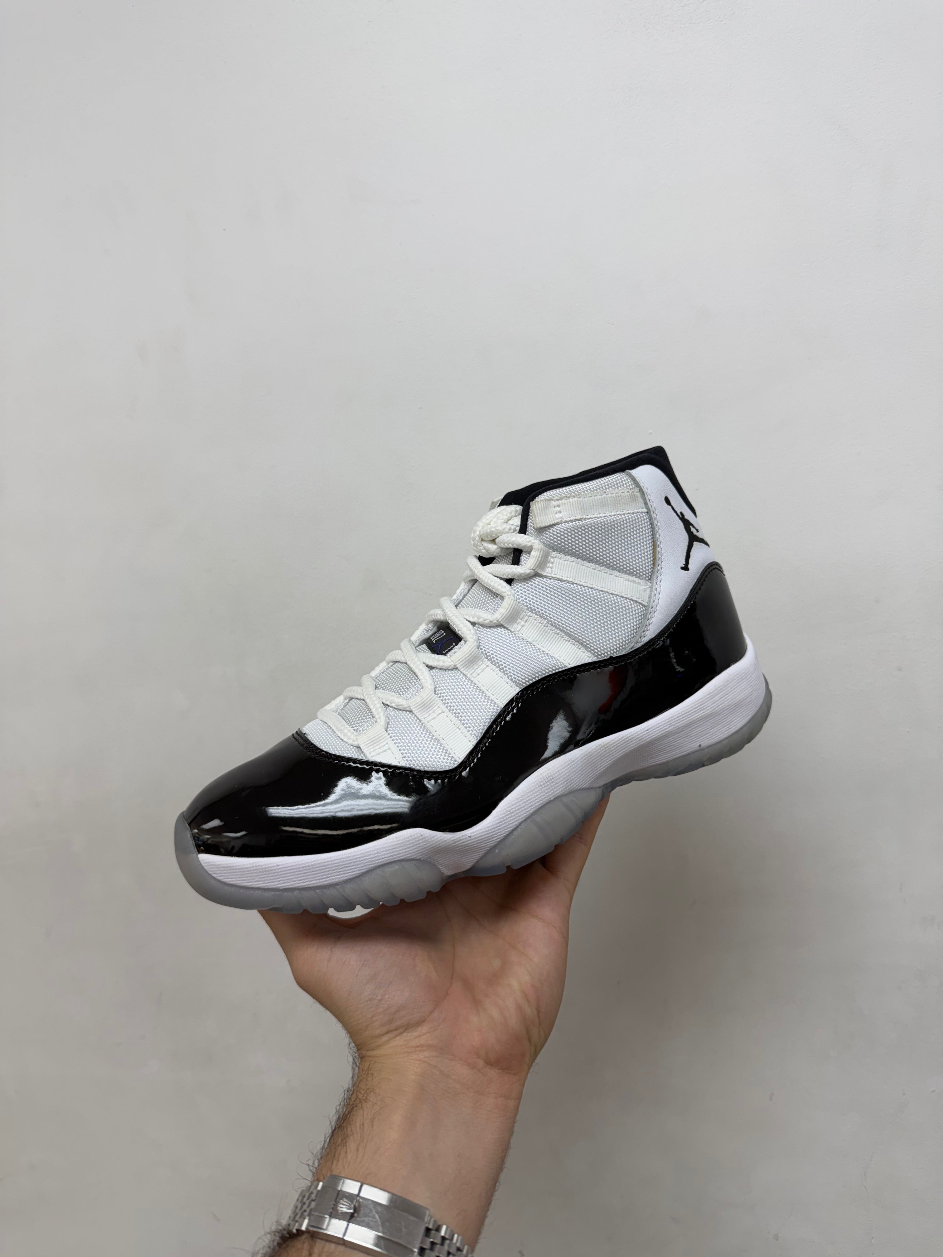 Jordan 11 Concord Sneakers