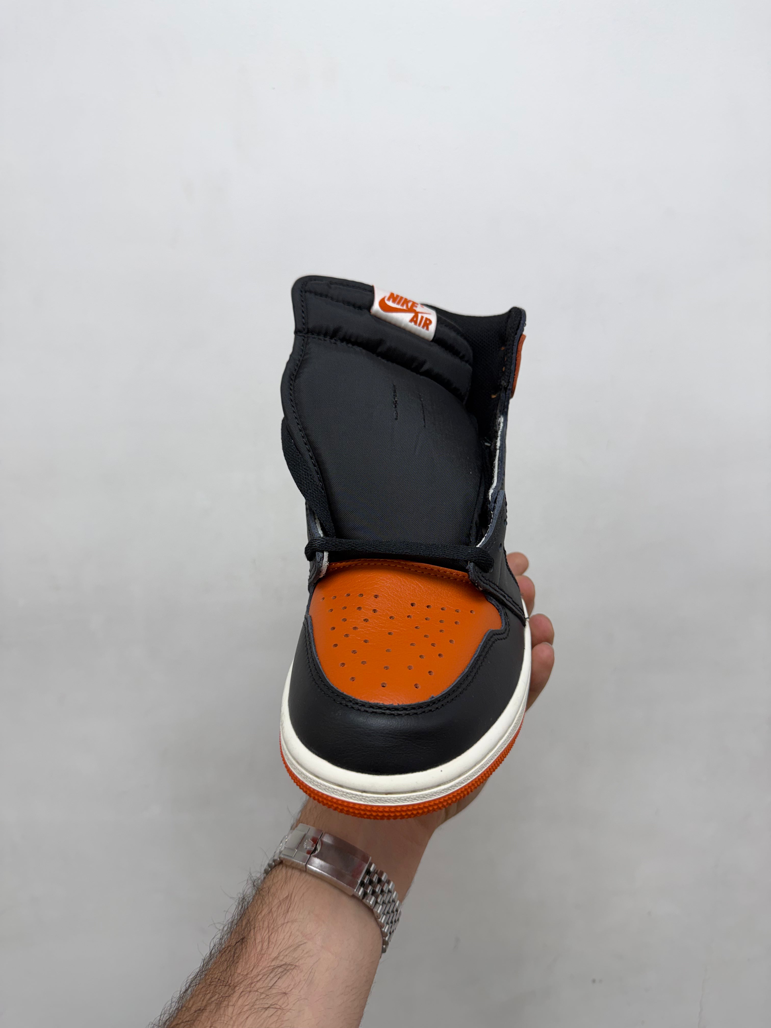 Jordan 1 Shattered Backboard Sneakers