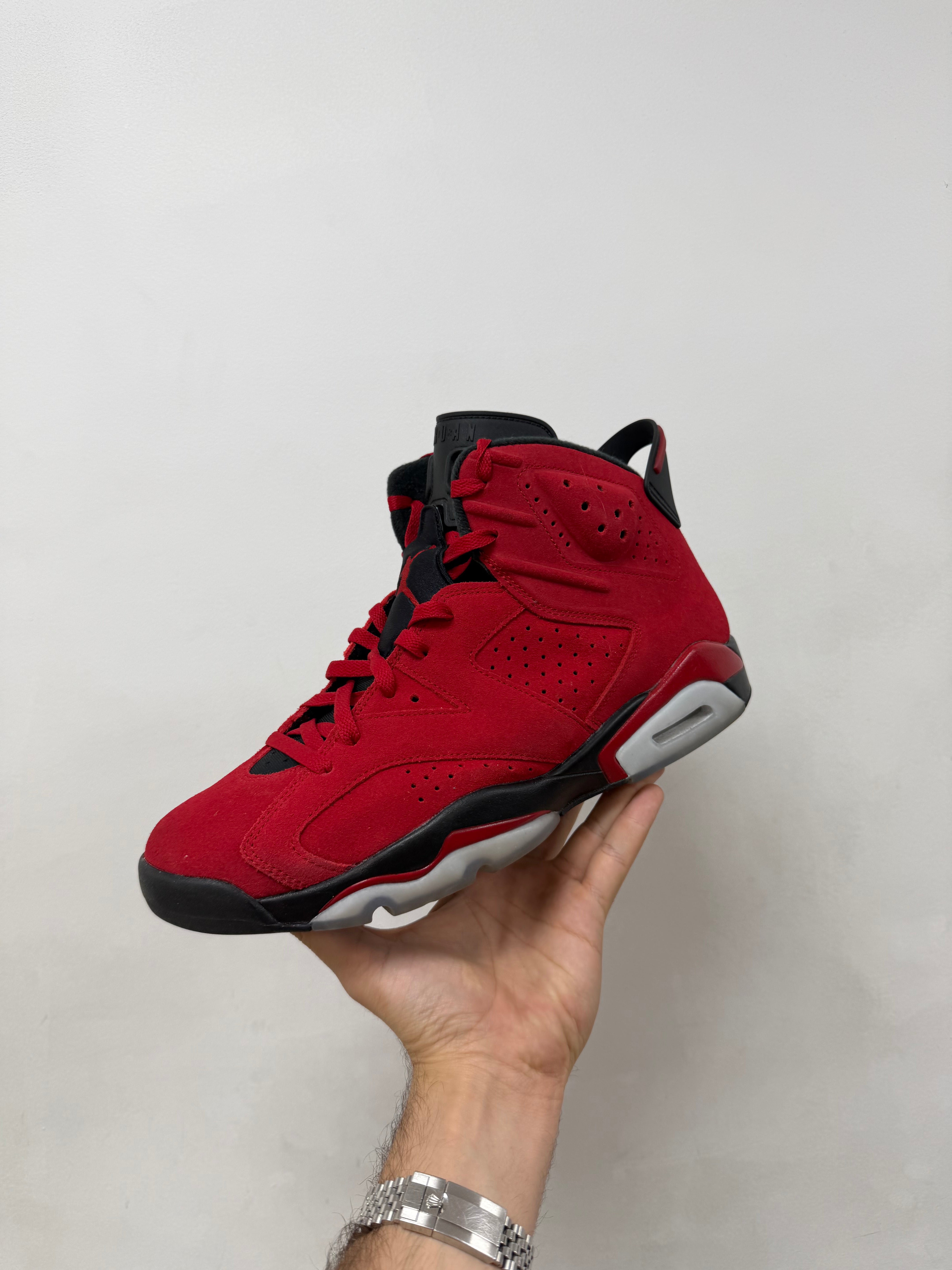 Jordan 6 Toro Bravo Sneakers