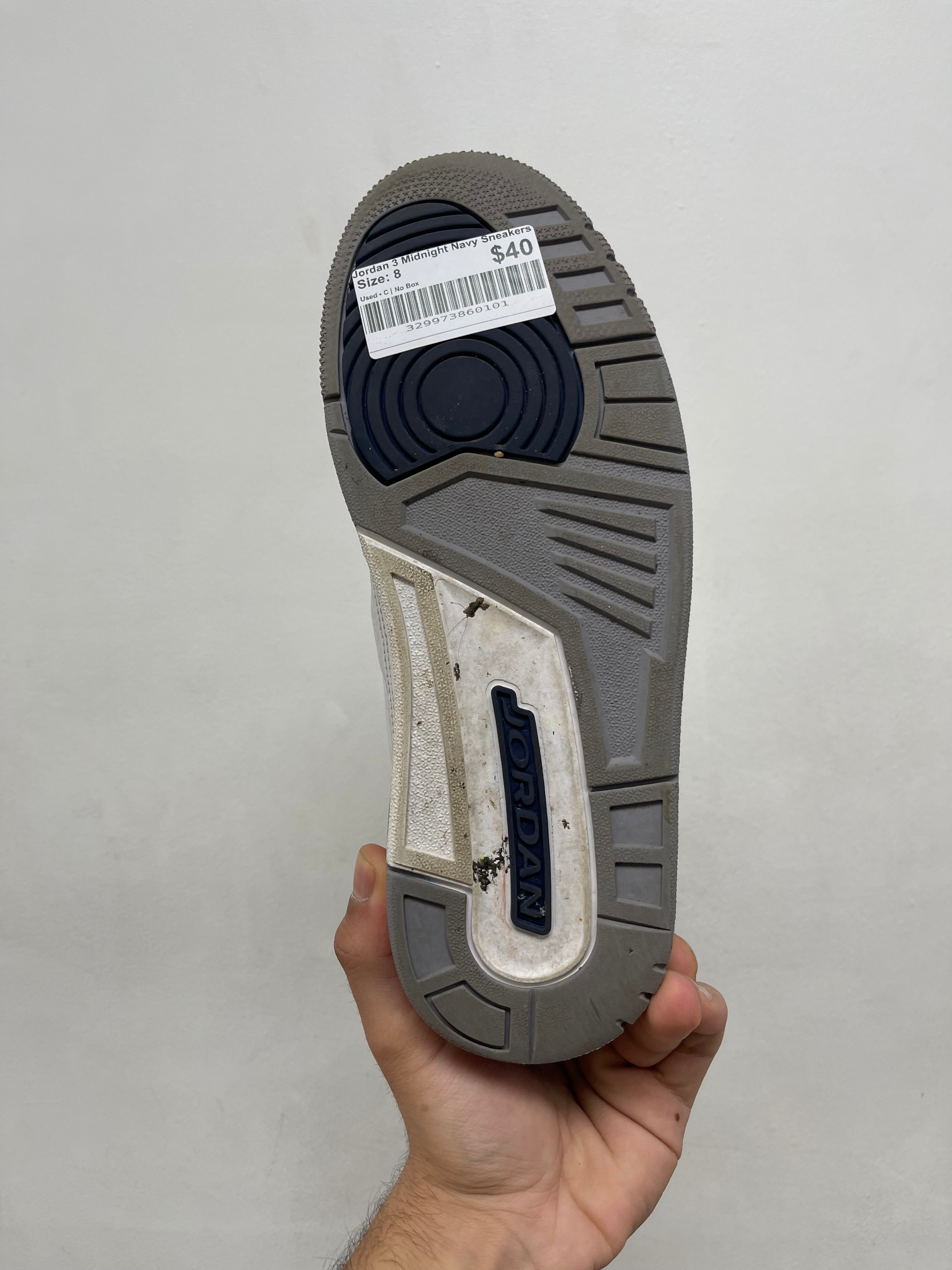 Jordan 3 Midnight Navy Sneakers