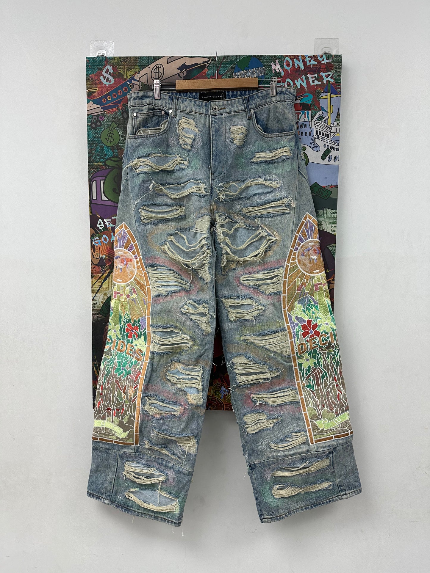 WDW Multicolor Side Embroidered Denim New 36 In Plastic
