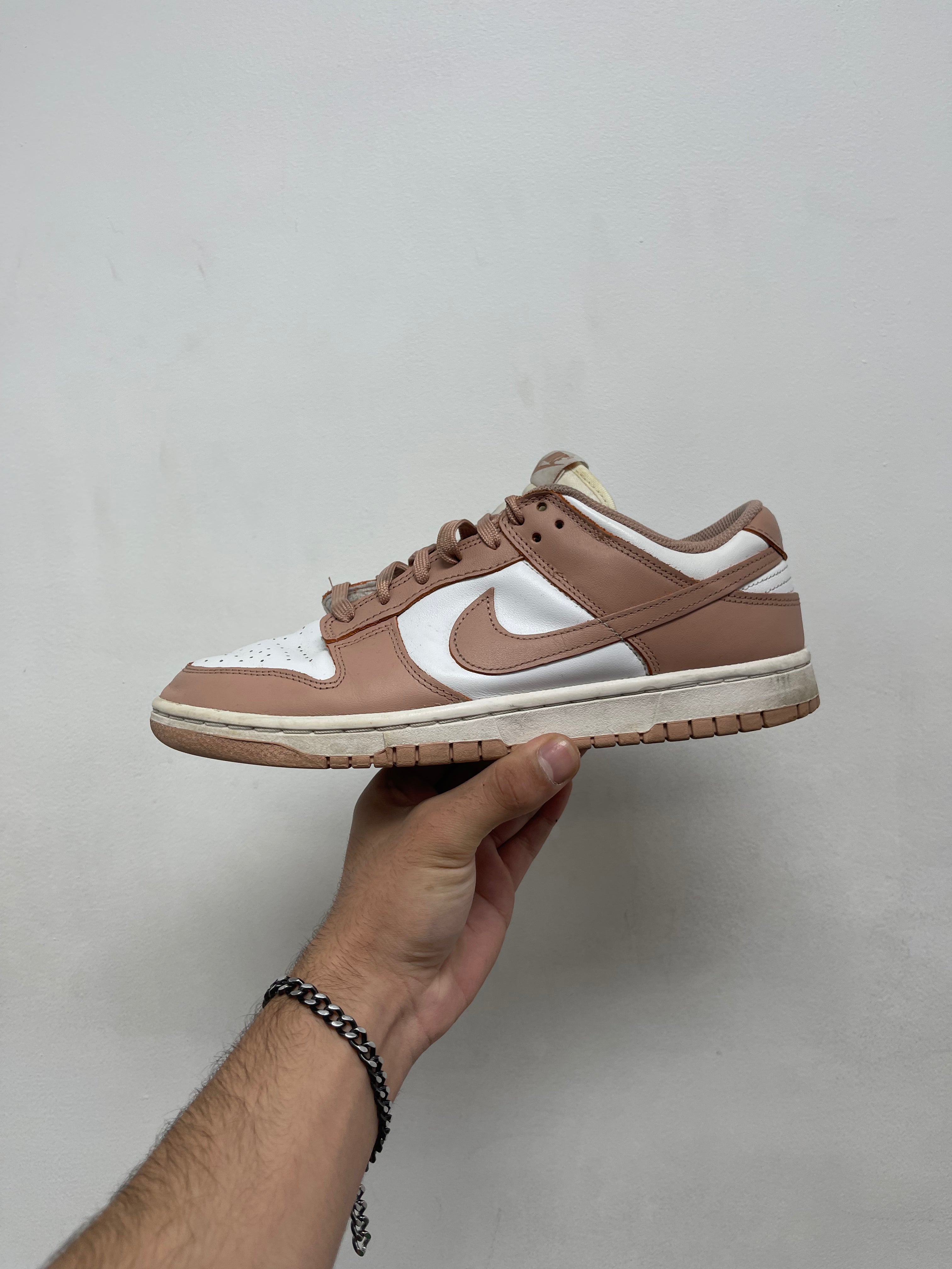 Nike Dunk Low Rose Whisper Sneakers