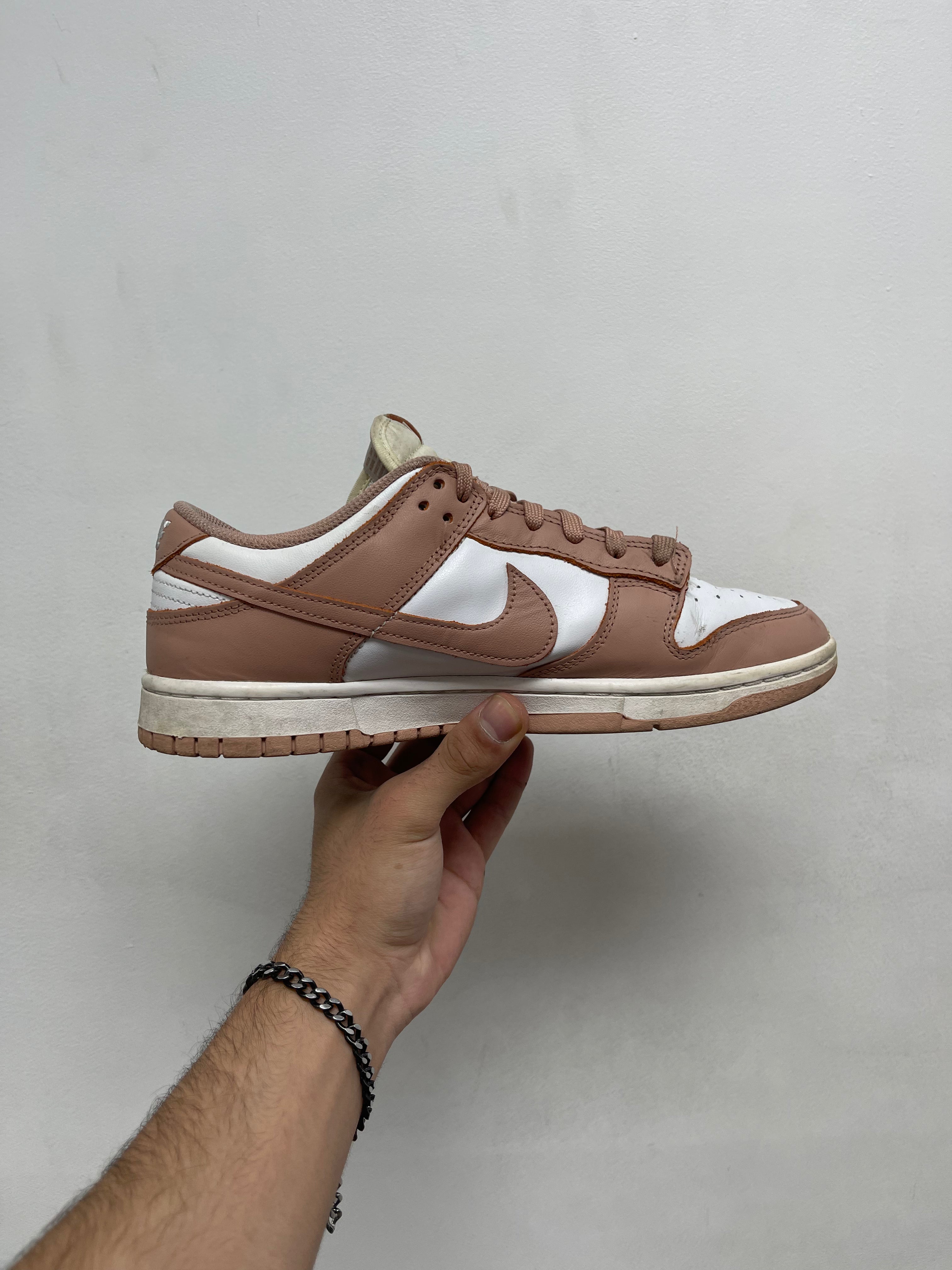 Nike Dunk Low Rose Whisper Sneakers