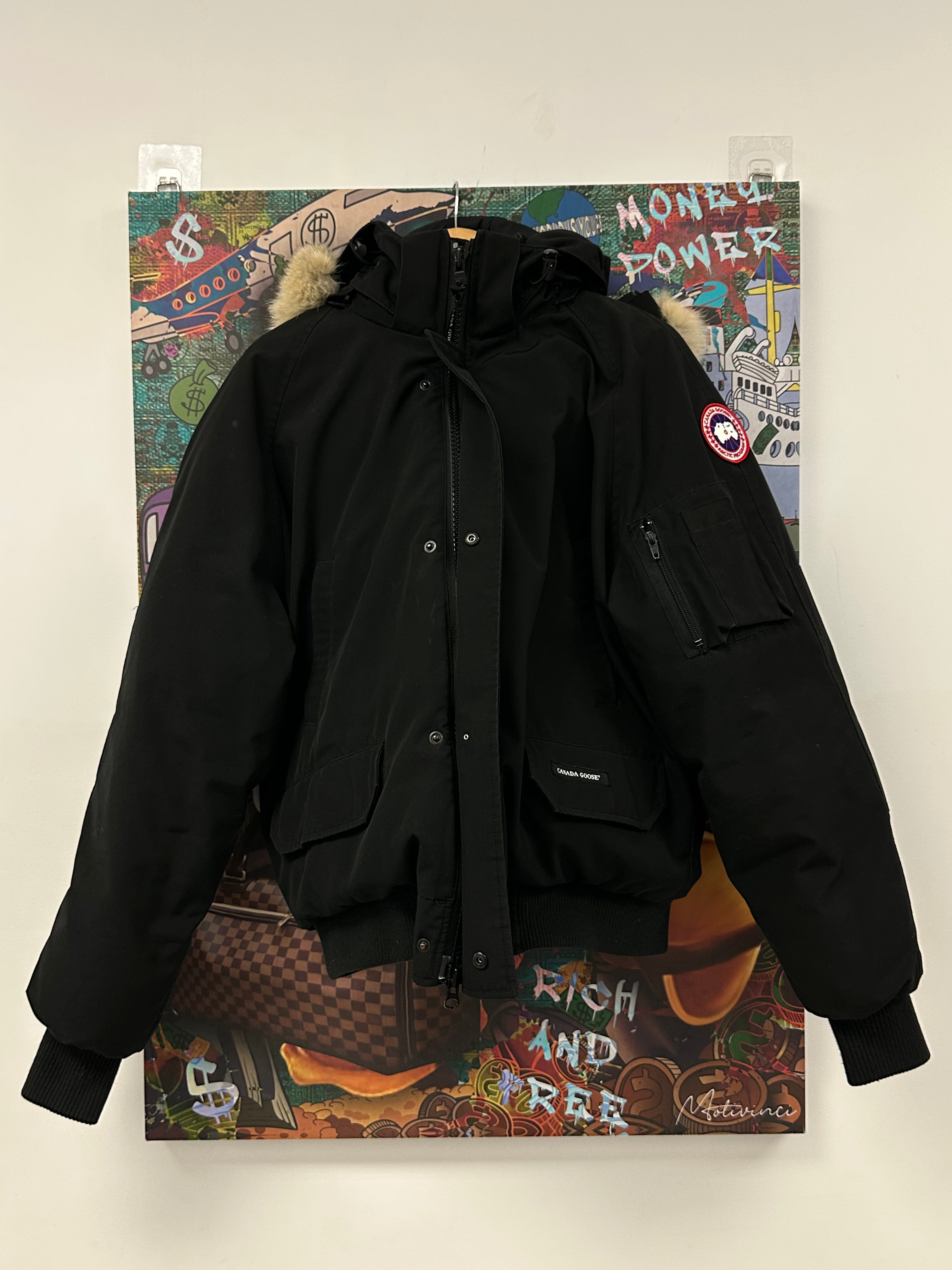 Canada Goose Bomber Jacket Black Fur Used Large N/A