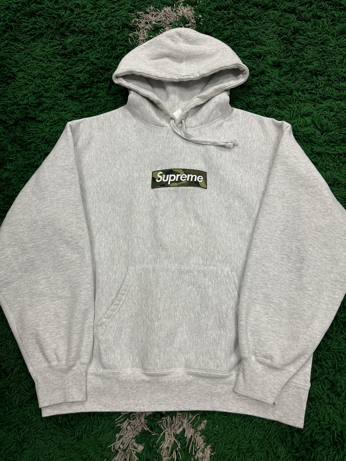 Supreme Camo Bogo Grey Medium Used