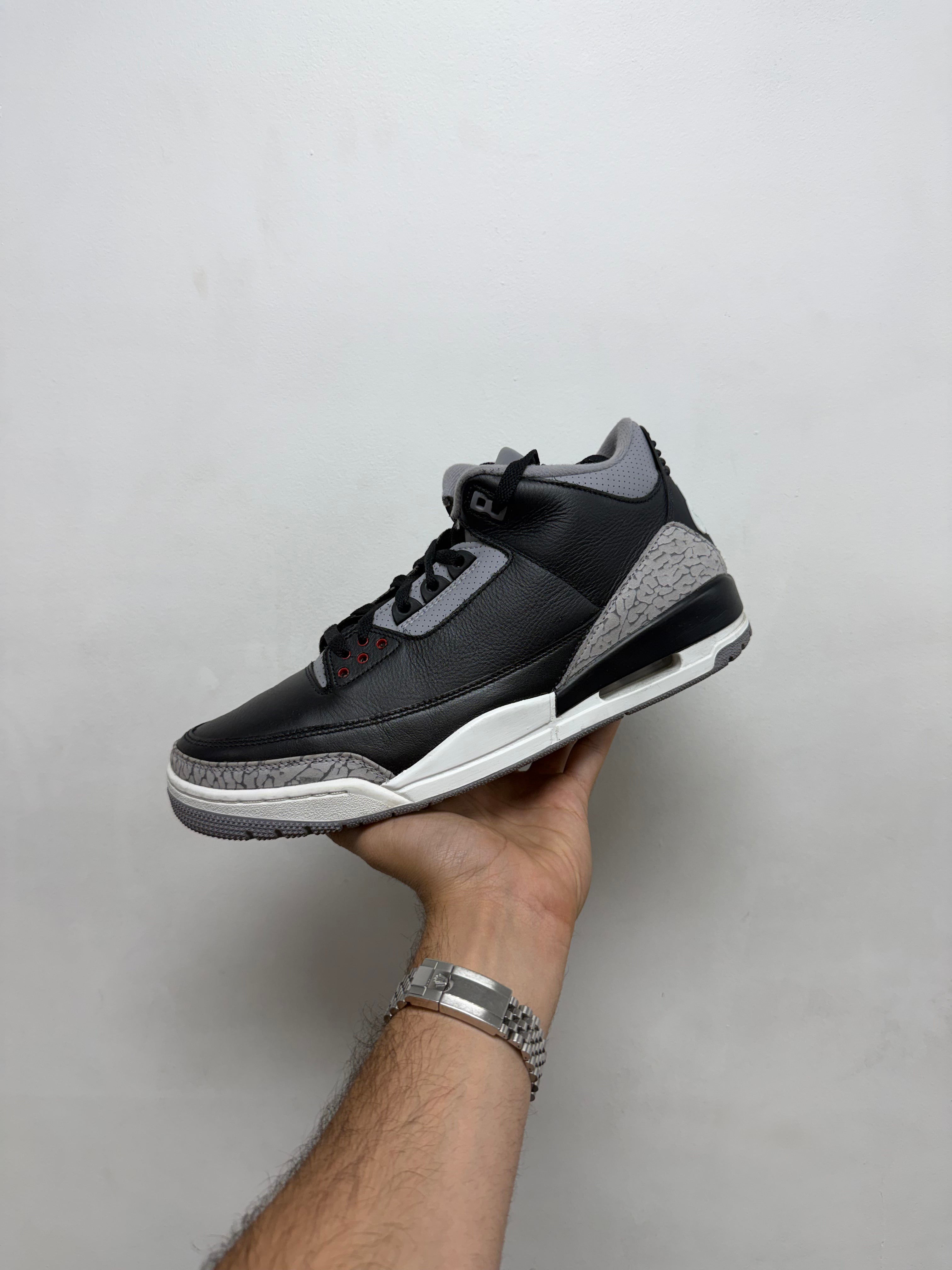 Jordan 3 Black Cement Sneakers