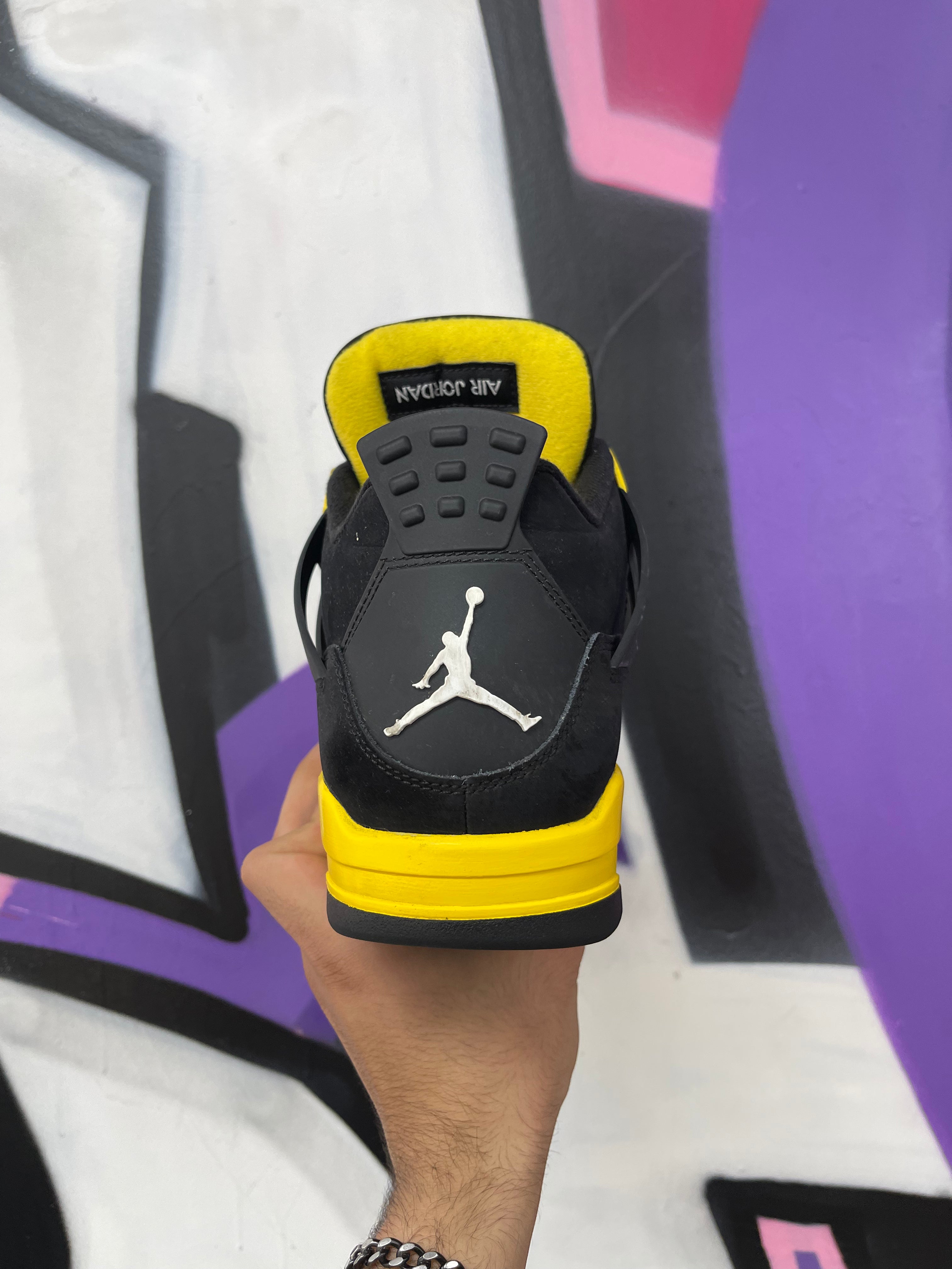 Jordan 4 Yellow Thunder Sneakers