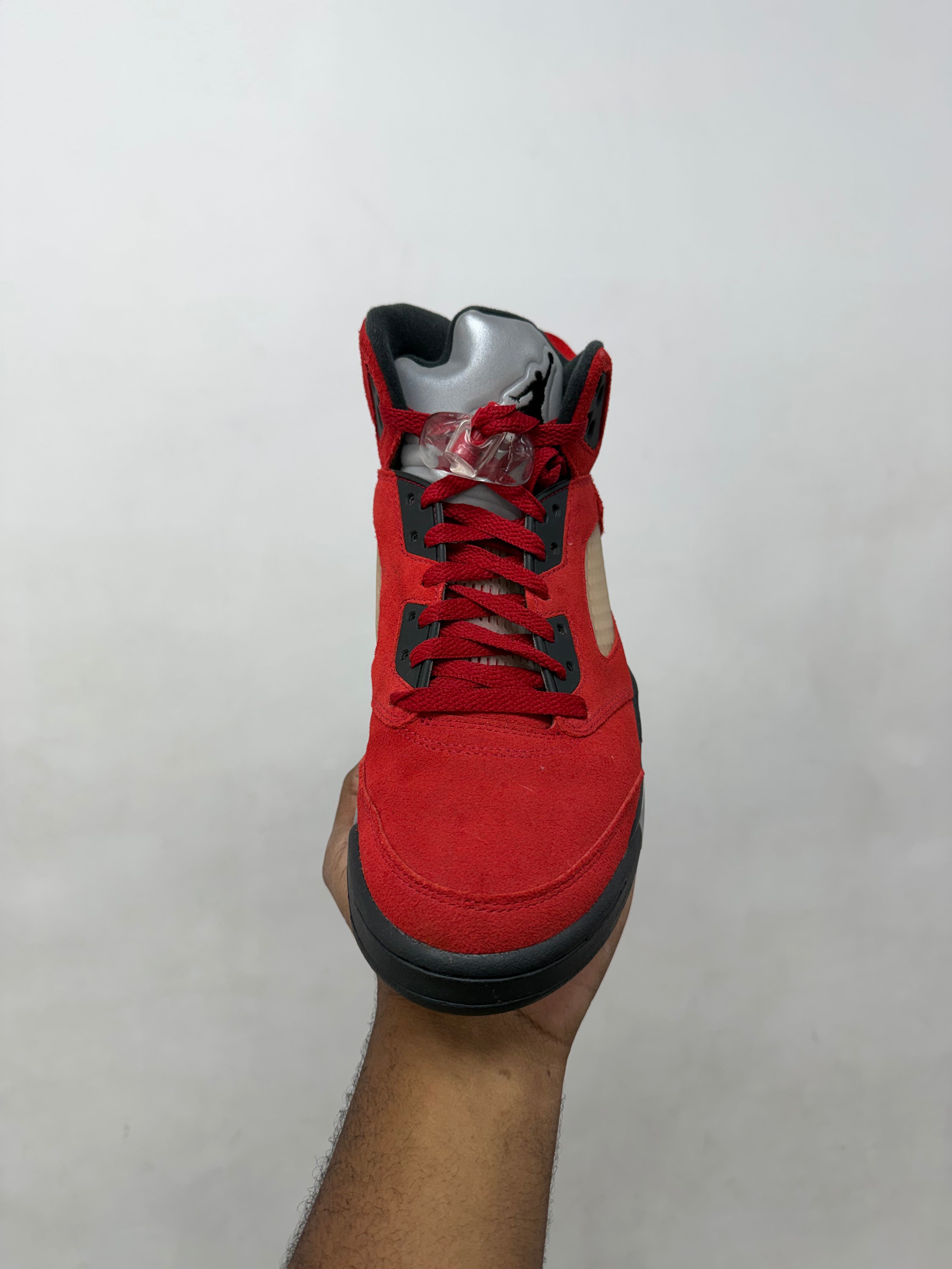 Jordan 5 Raging Bull Sneakers