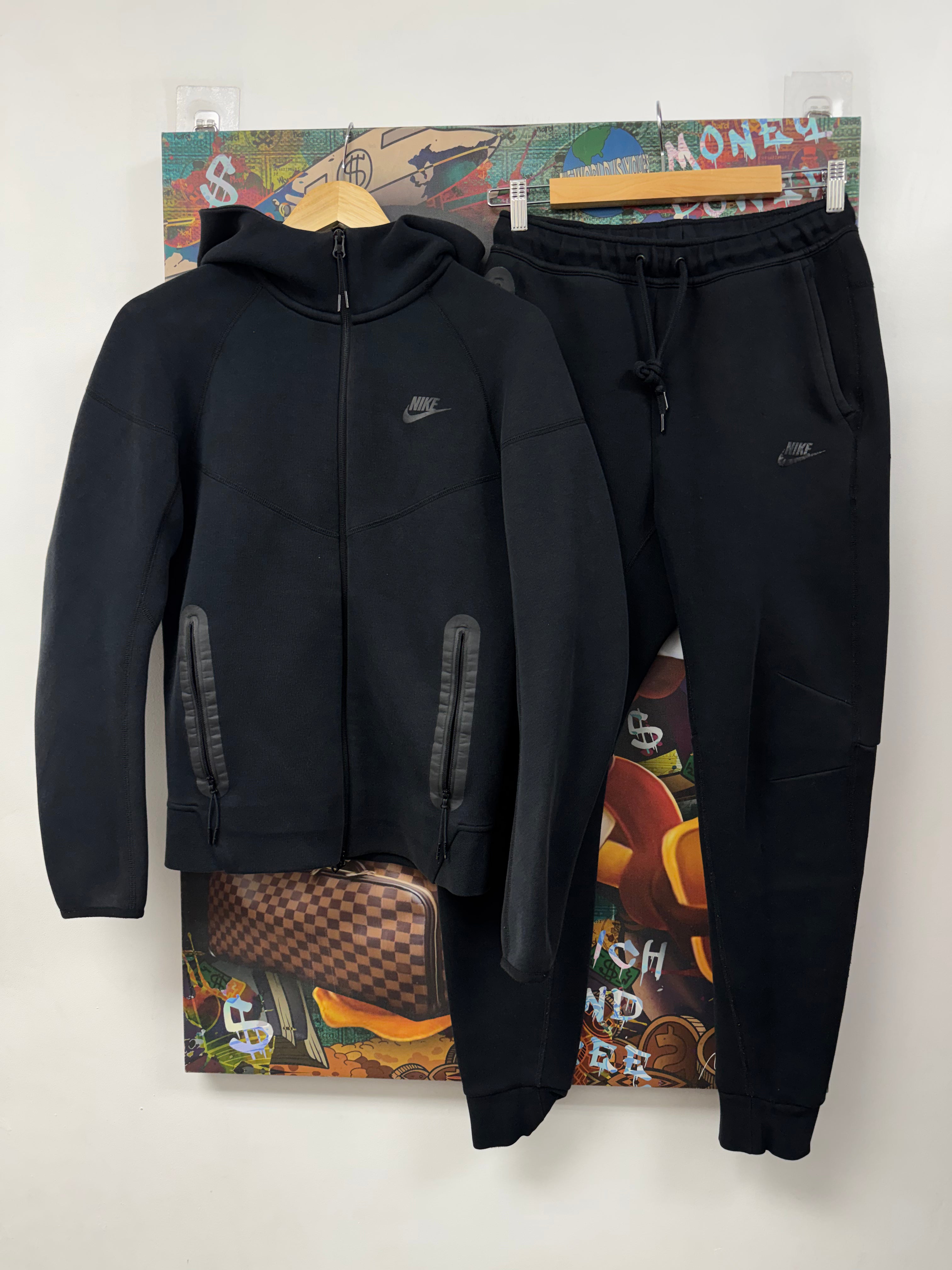 Nike Black Tech Sweatsuit