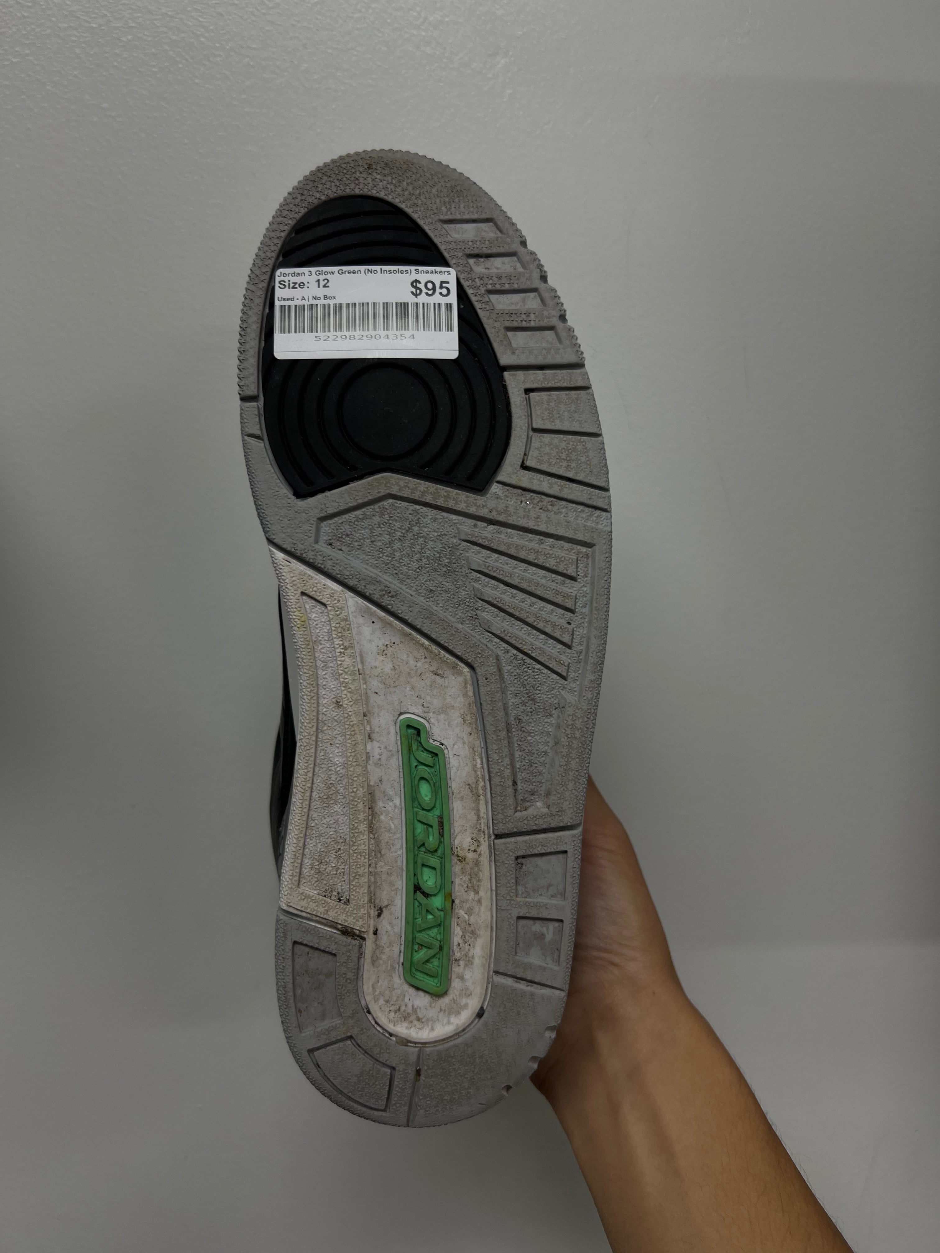 Jordan 3 Glow Green (No Insoles) Sneakers