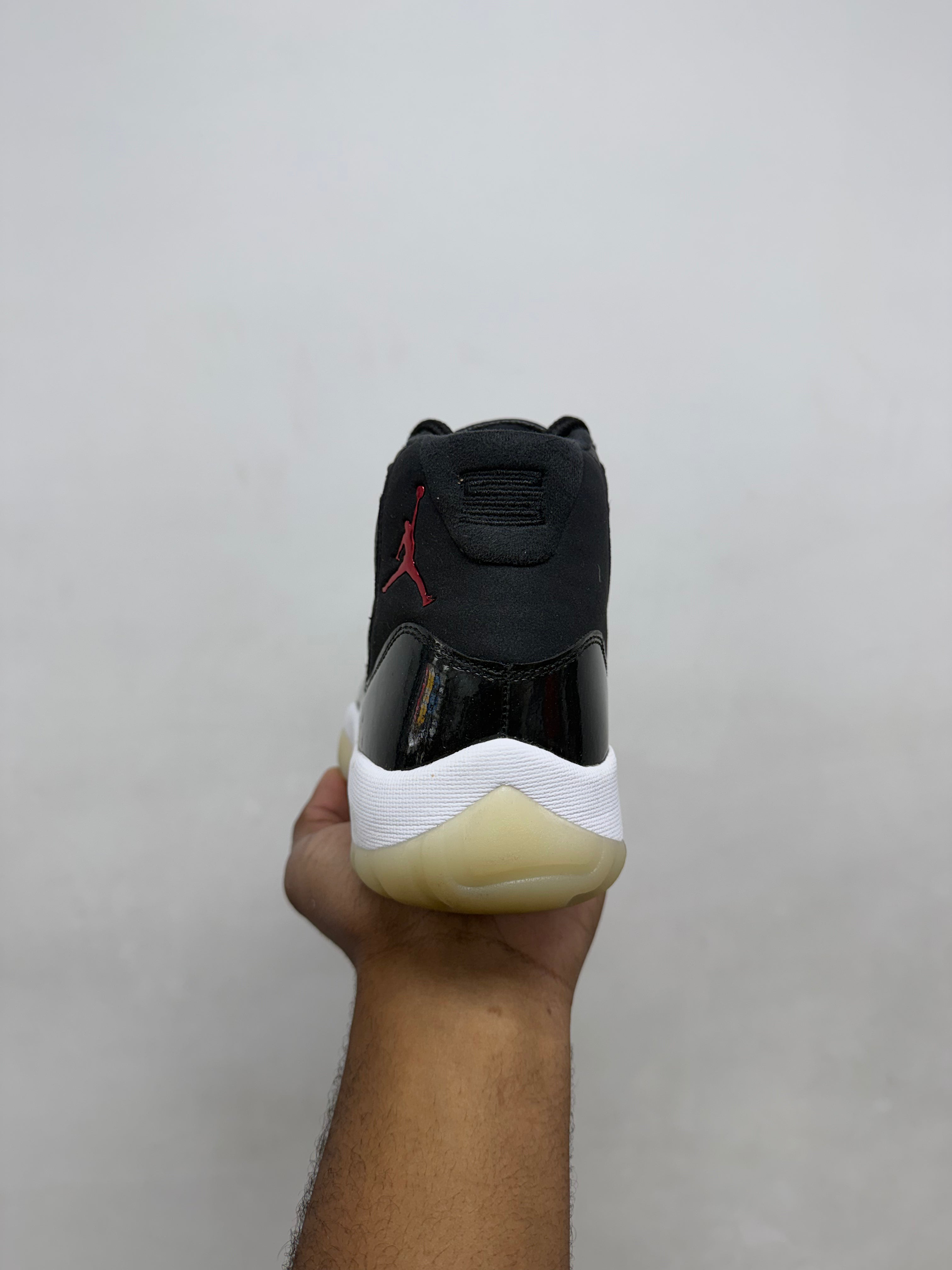 Jordan 11 72-10 Sneakers