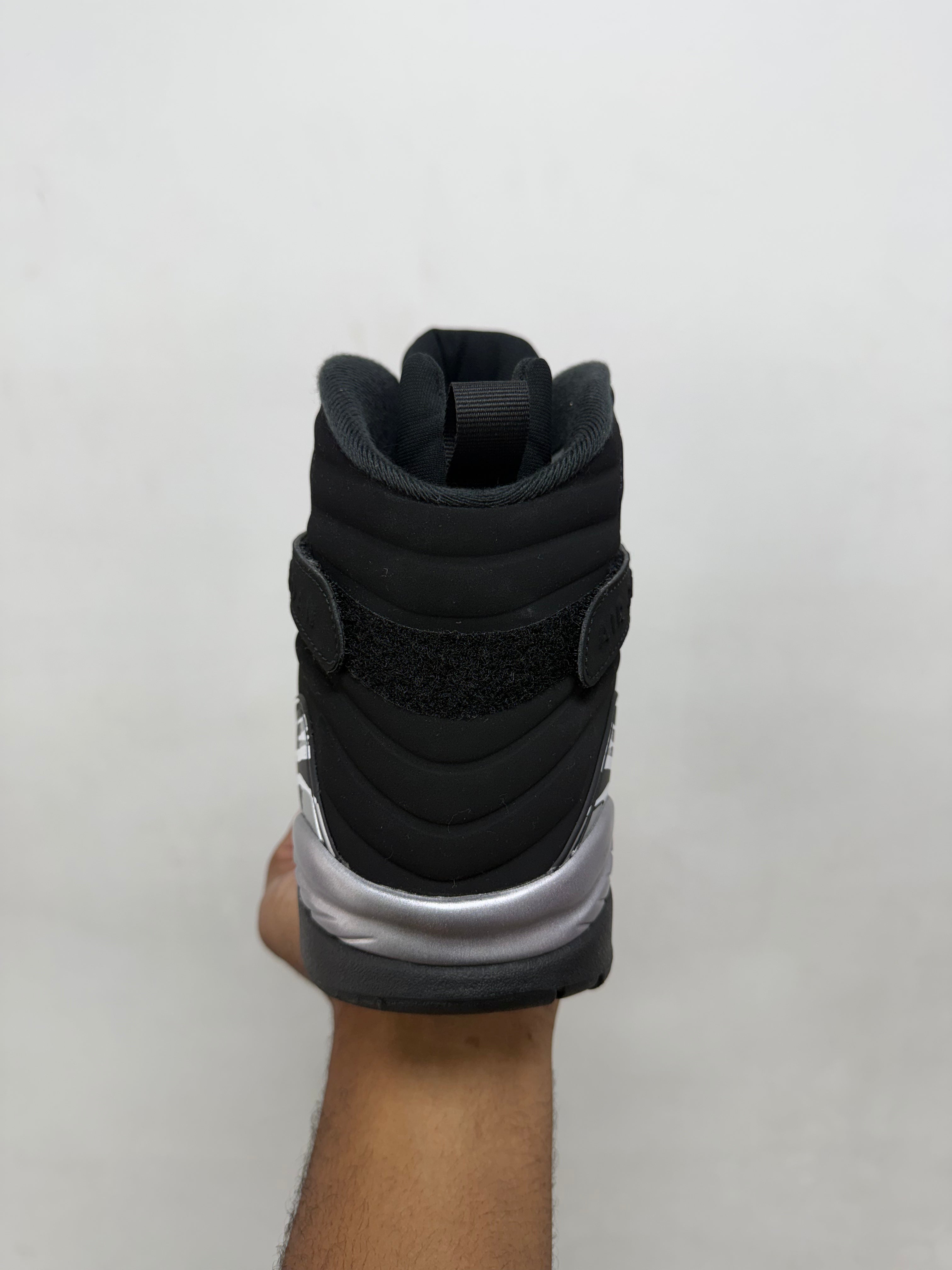 Jordan 8 Chrome Sneakers