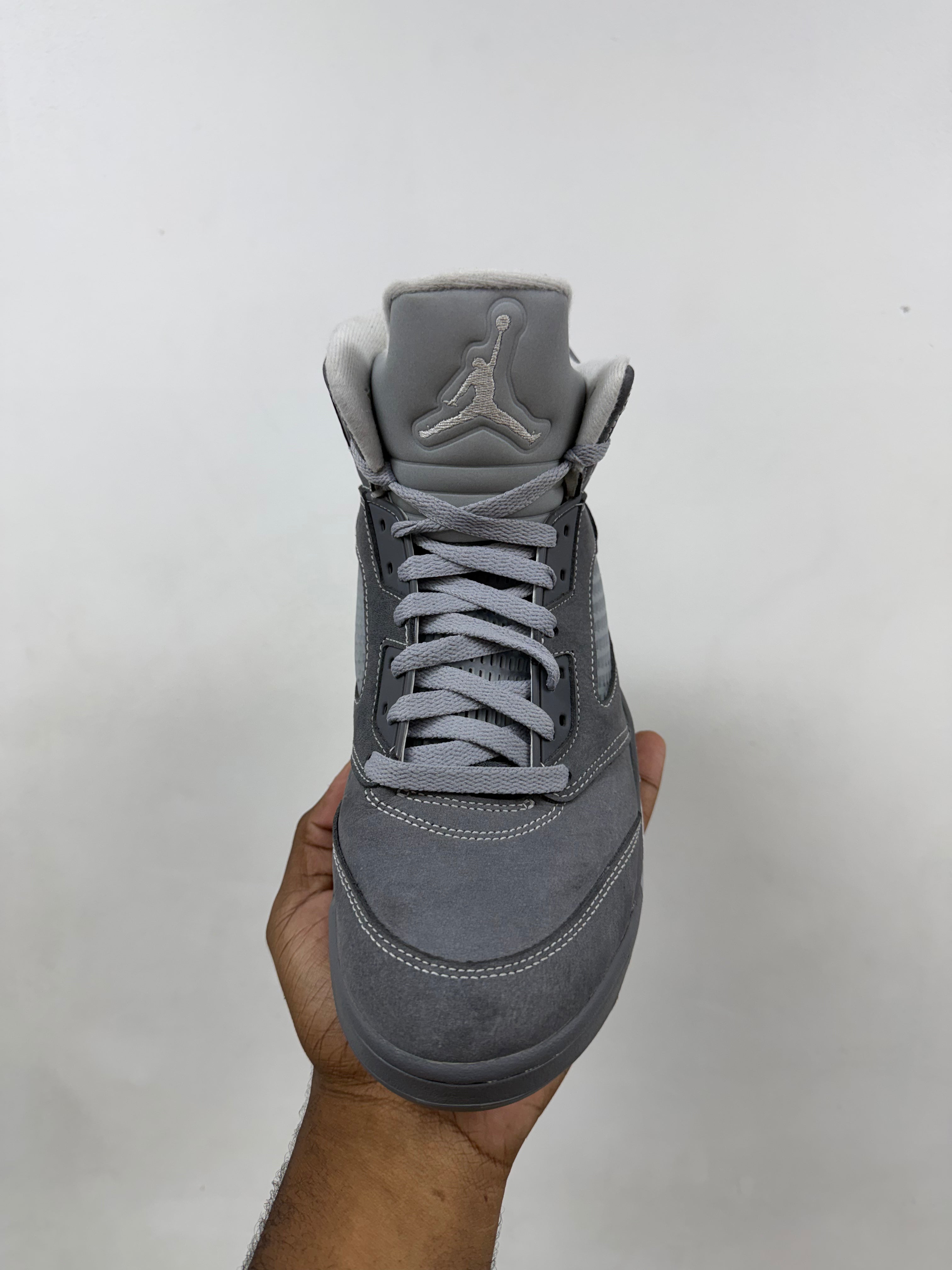 Jordan 5 Wolf Grey Sneakers
