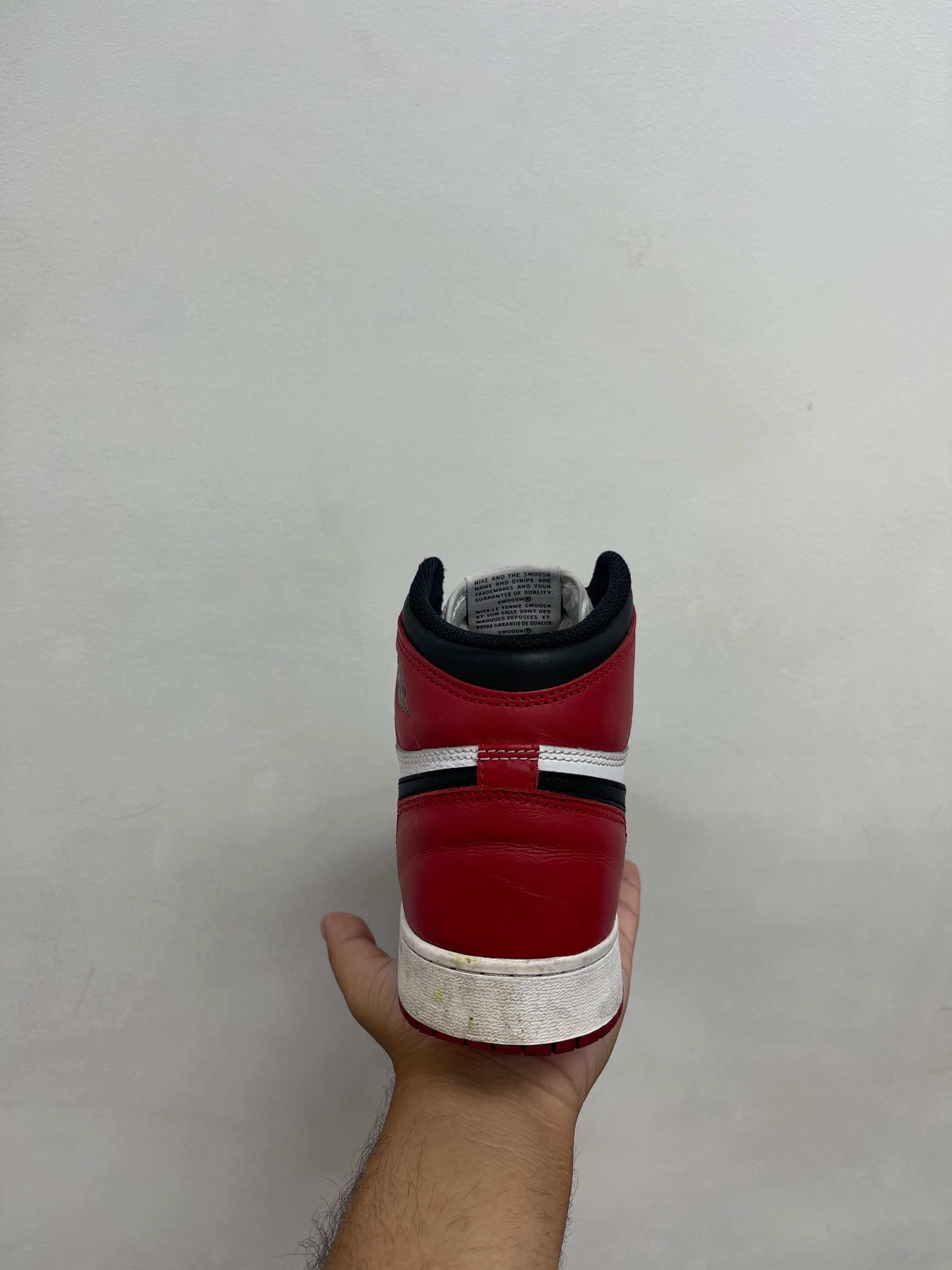 Jordan 1 Black Toe Sneakers