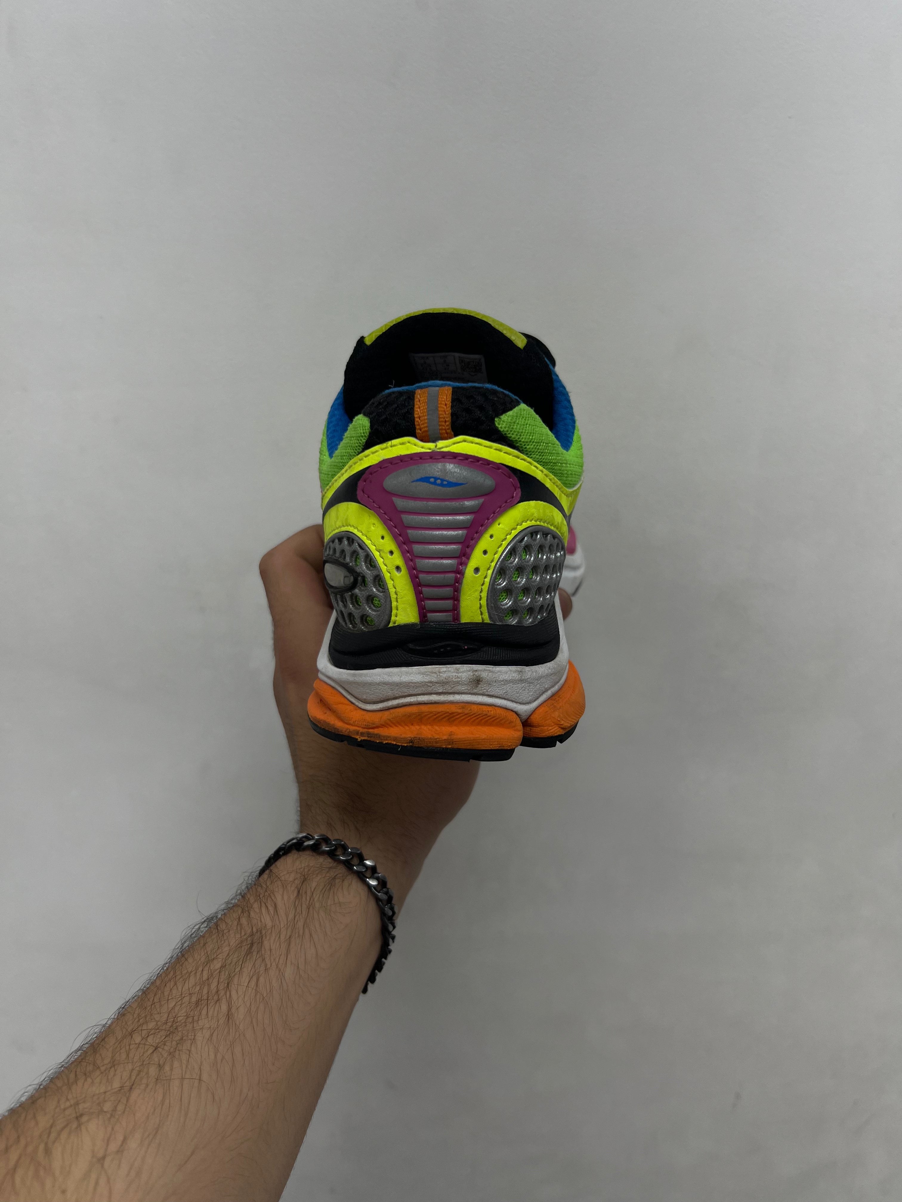 Saucony x Jae Tips Triumph 4 Super Flygod Sneakers