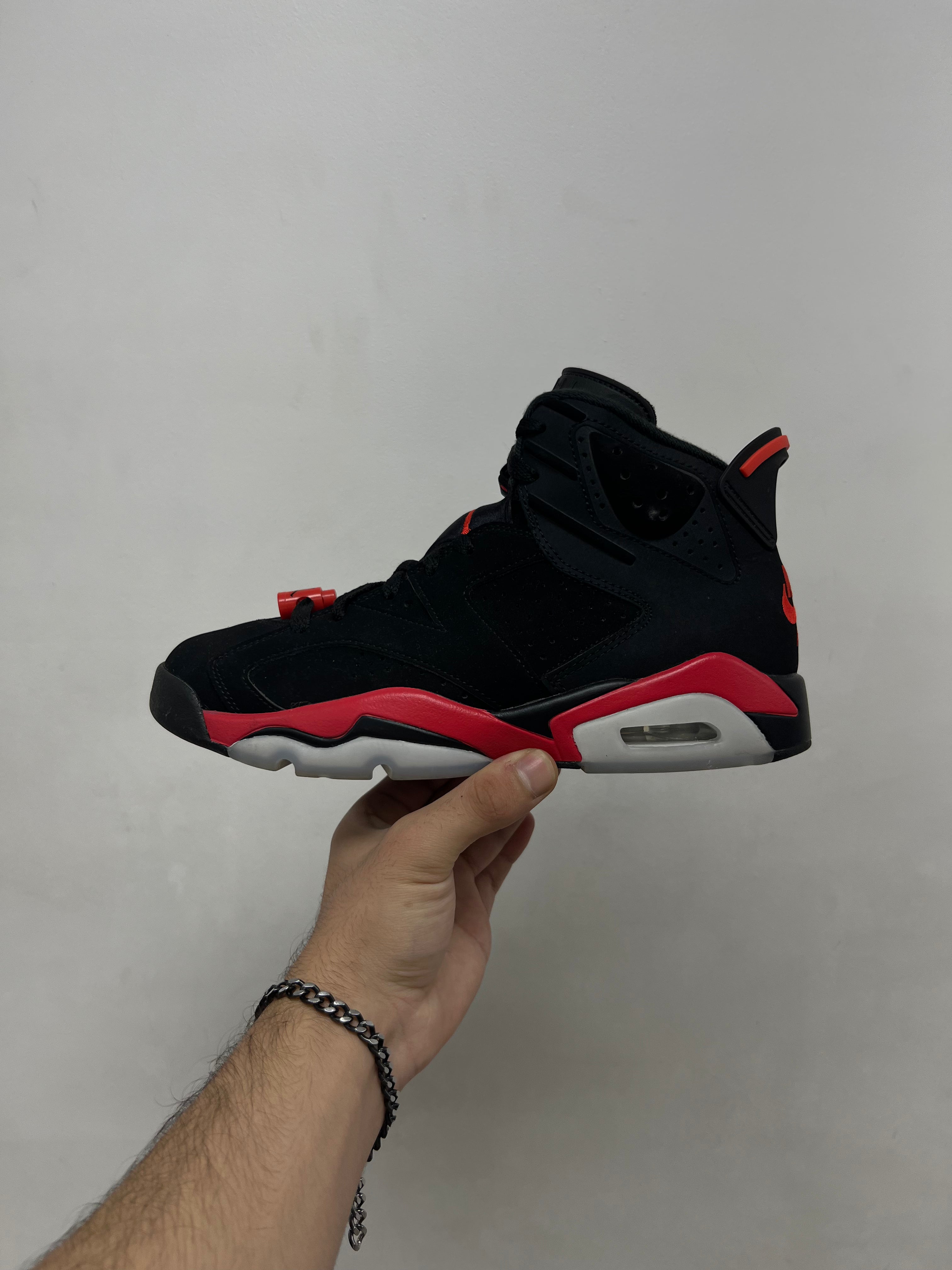 Jordan 6 Infrared Salesman Sneakers