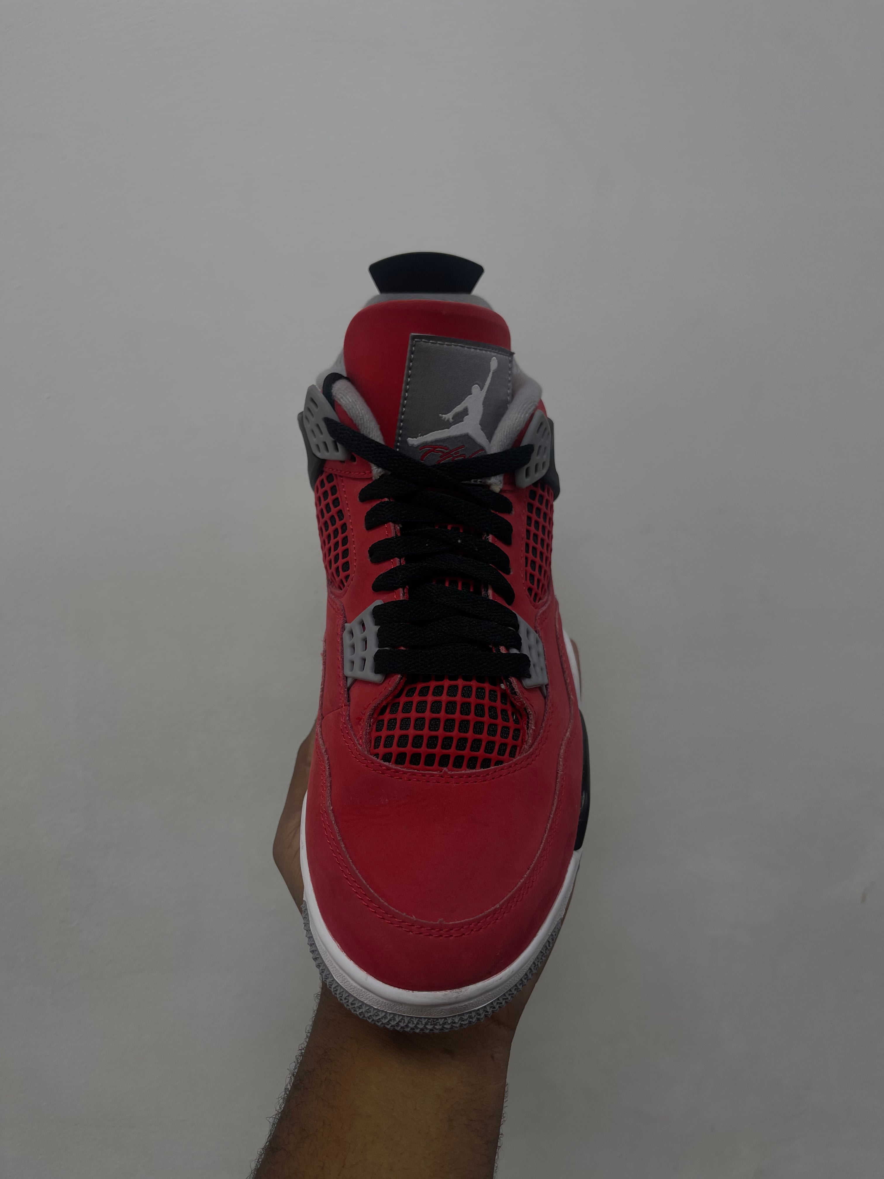 Jordan 4 Toro Sneakers