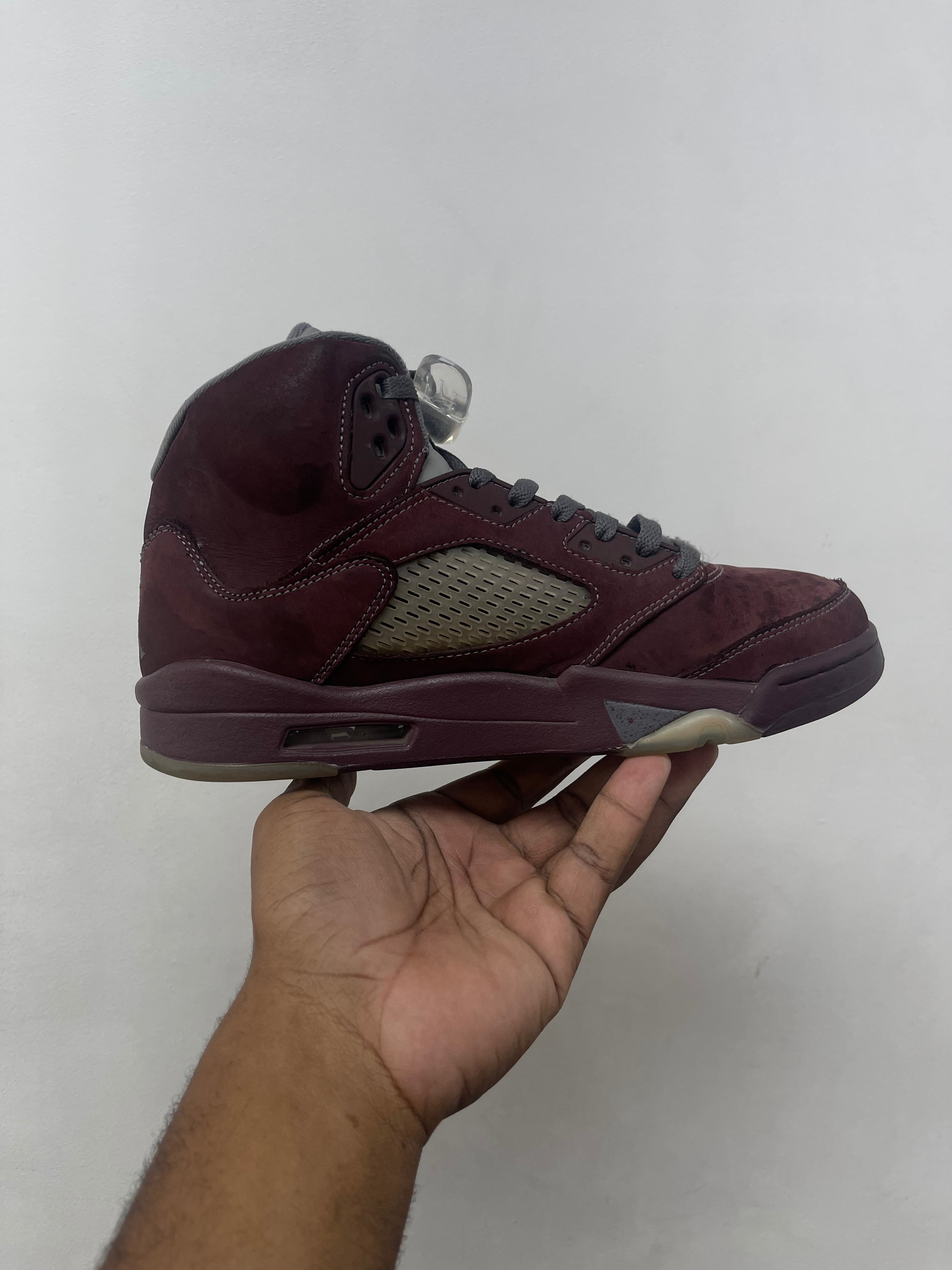 Jordan 5 Burgundy Sneakers