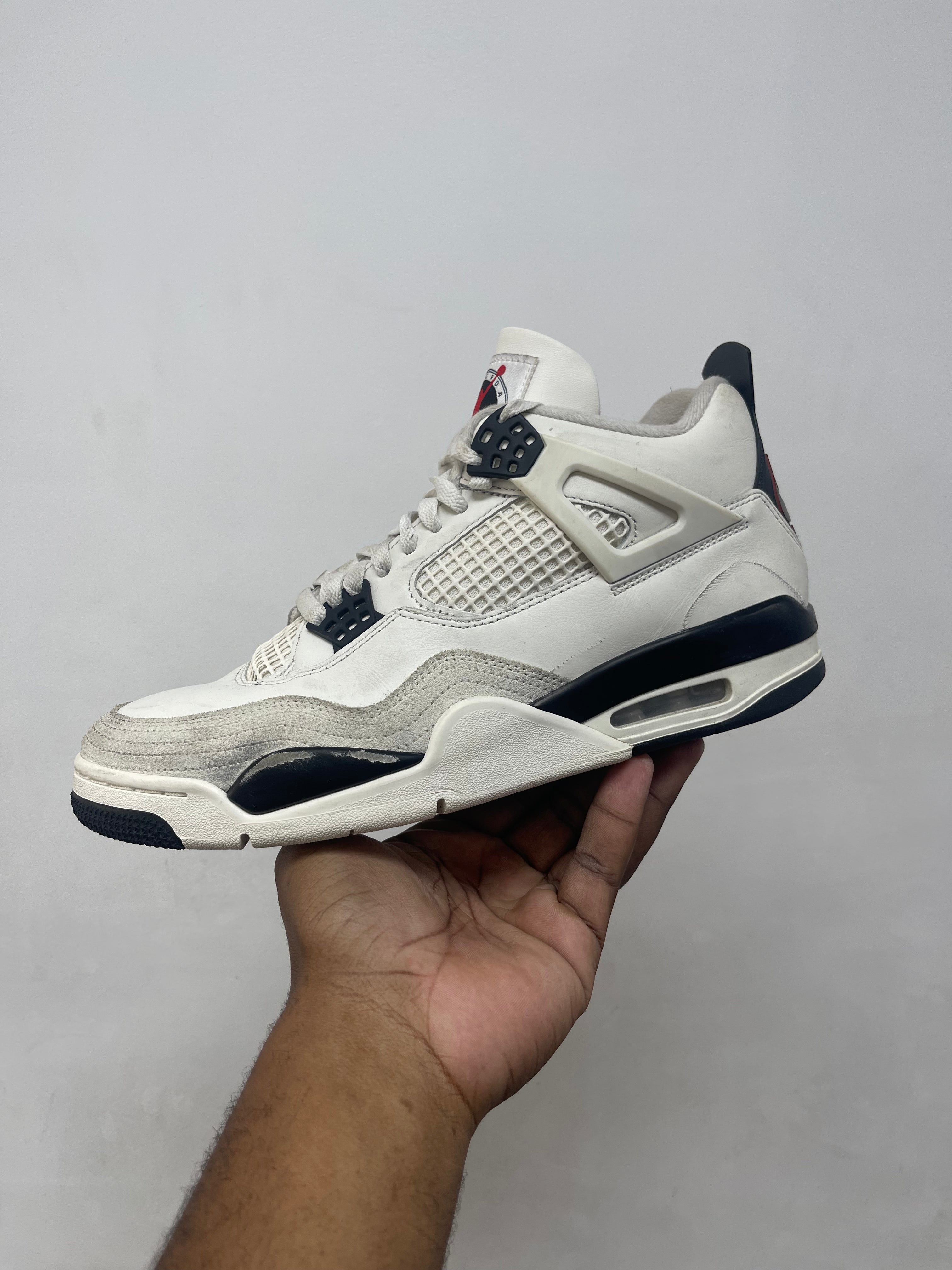 Jordan 4 Fight Club Sneakers