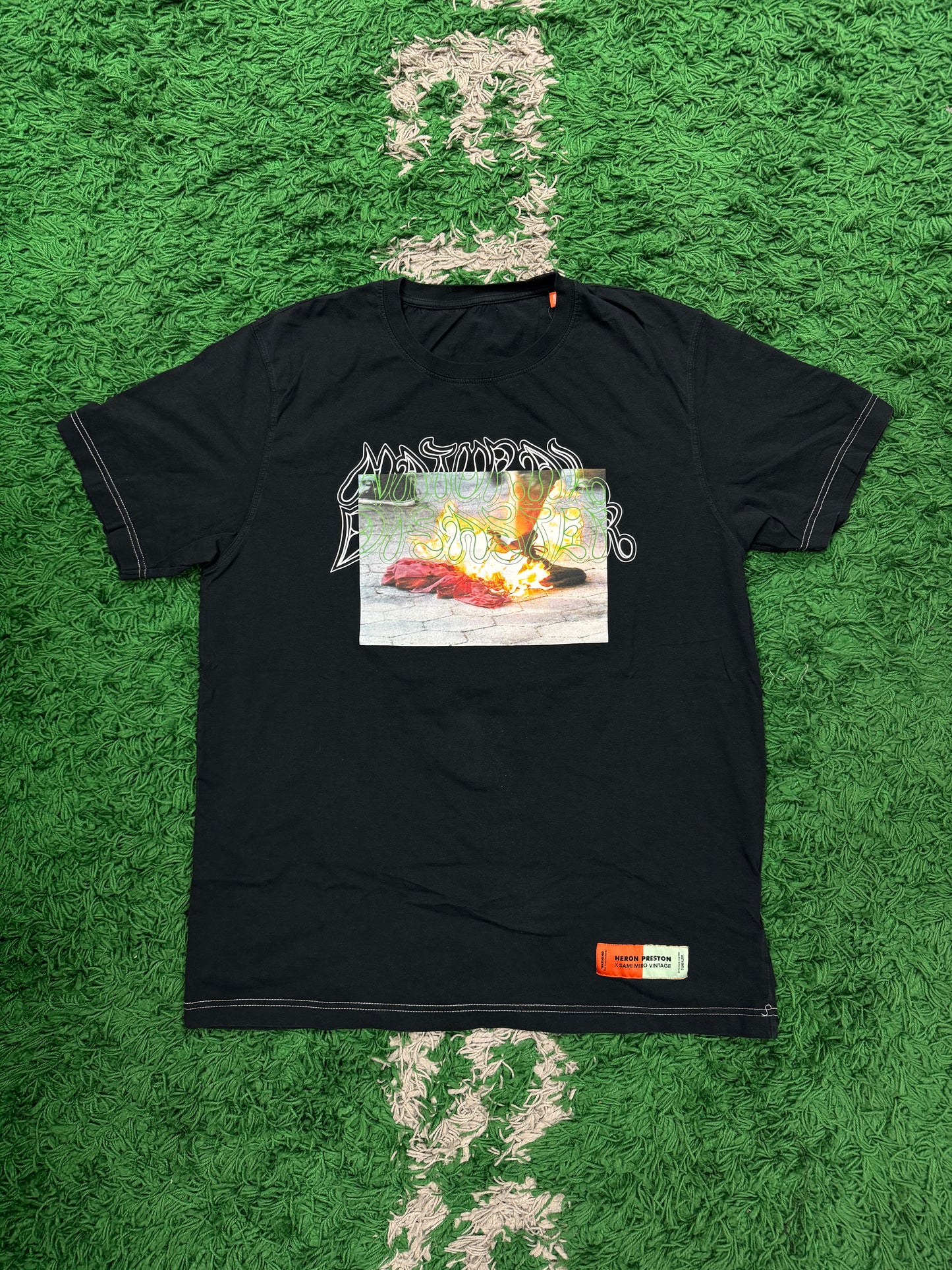 Heron Preston Tee Black Flames Used XL N/A