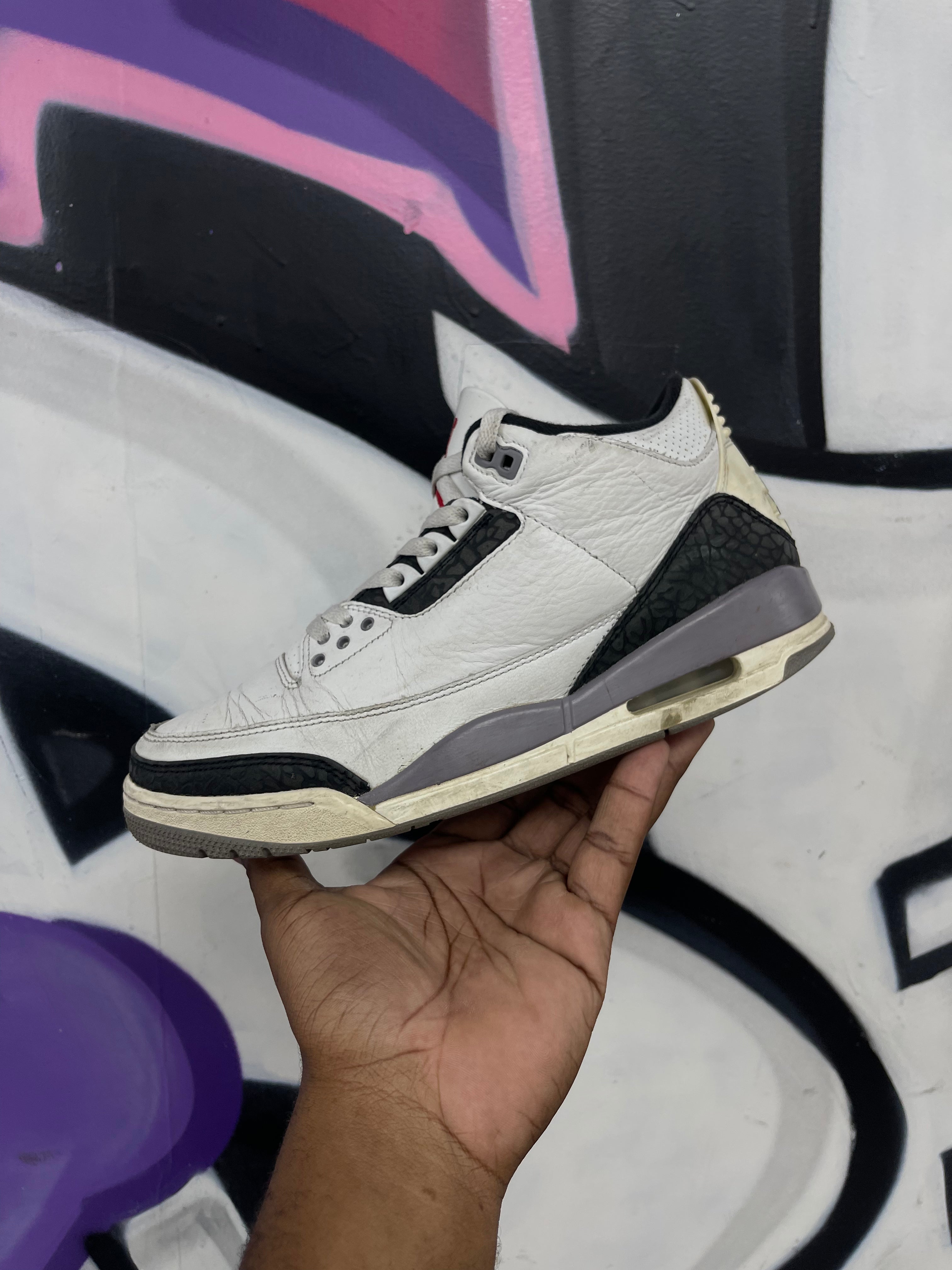 Jordan 3 Cement Grey Sneakers