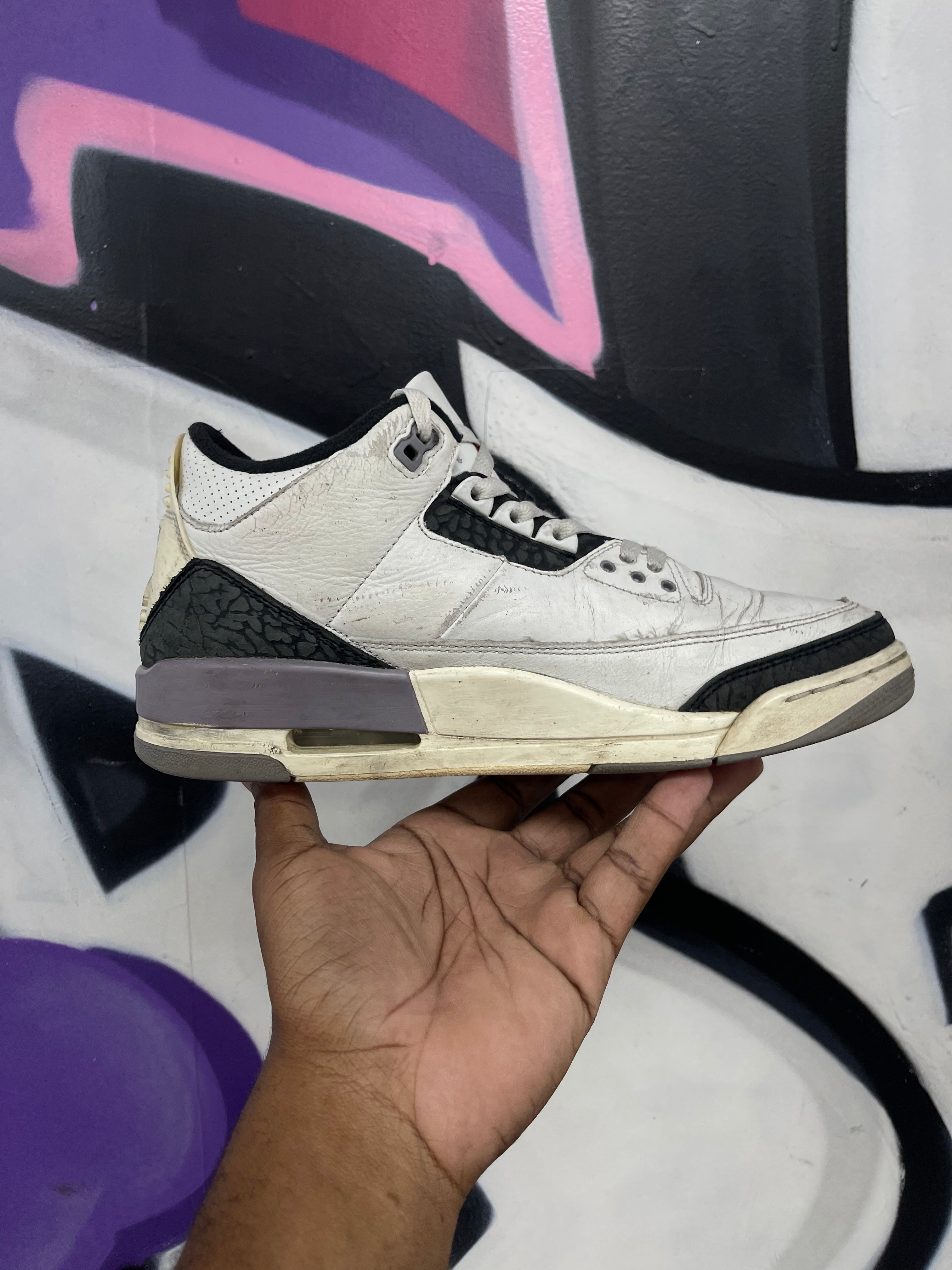 Jordan 3 Cement Grey Sneakers