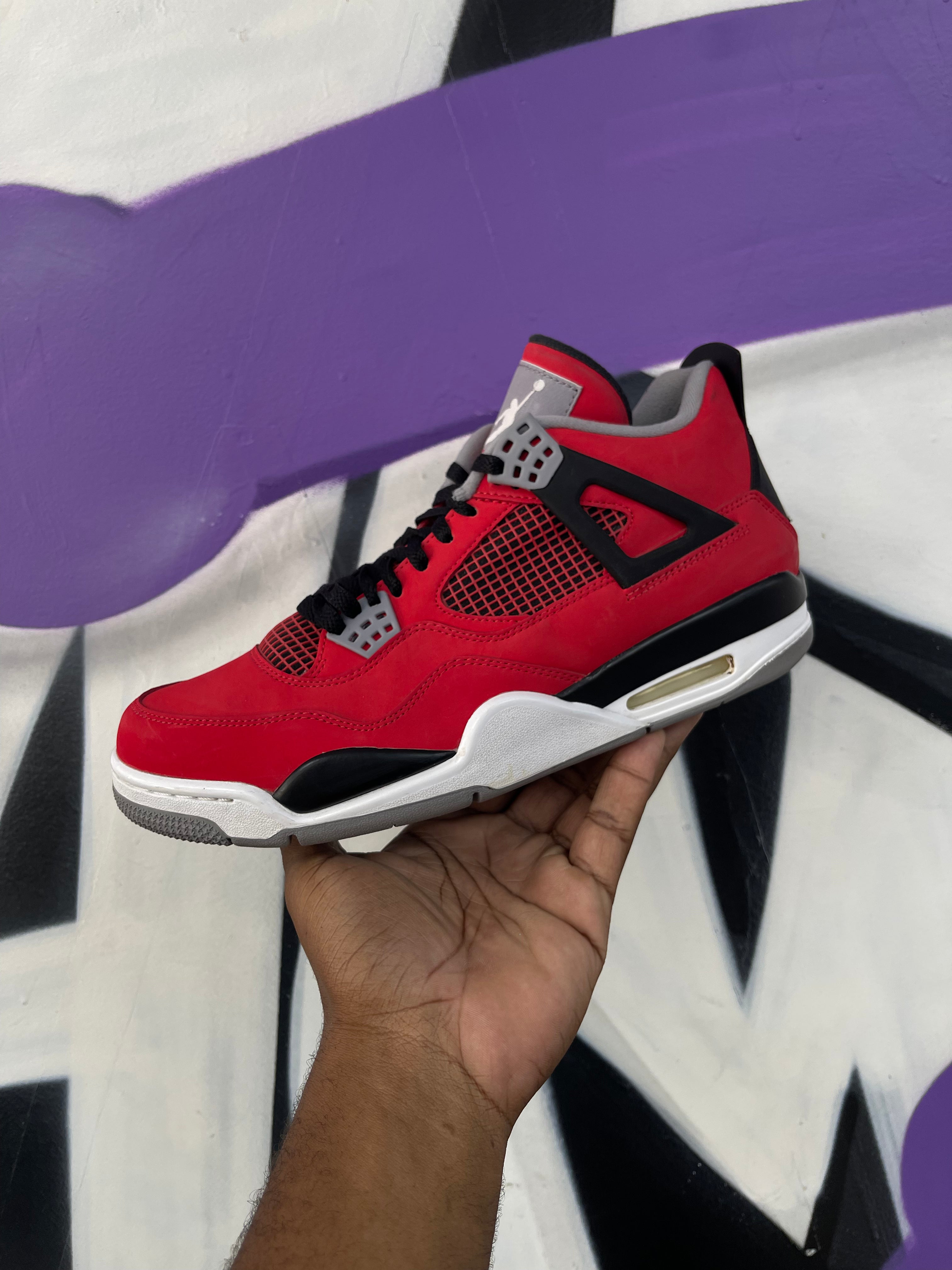 Jordan 4 Toro (OG Release) Sneakers