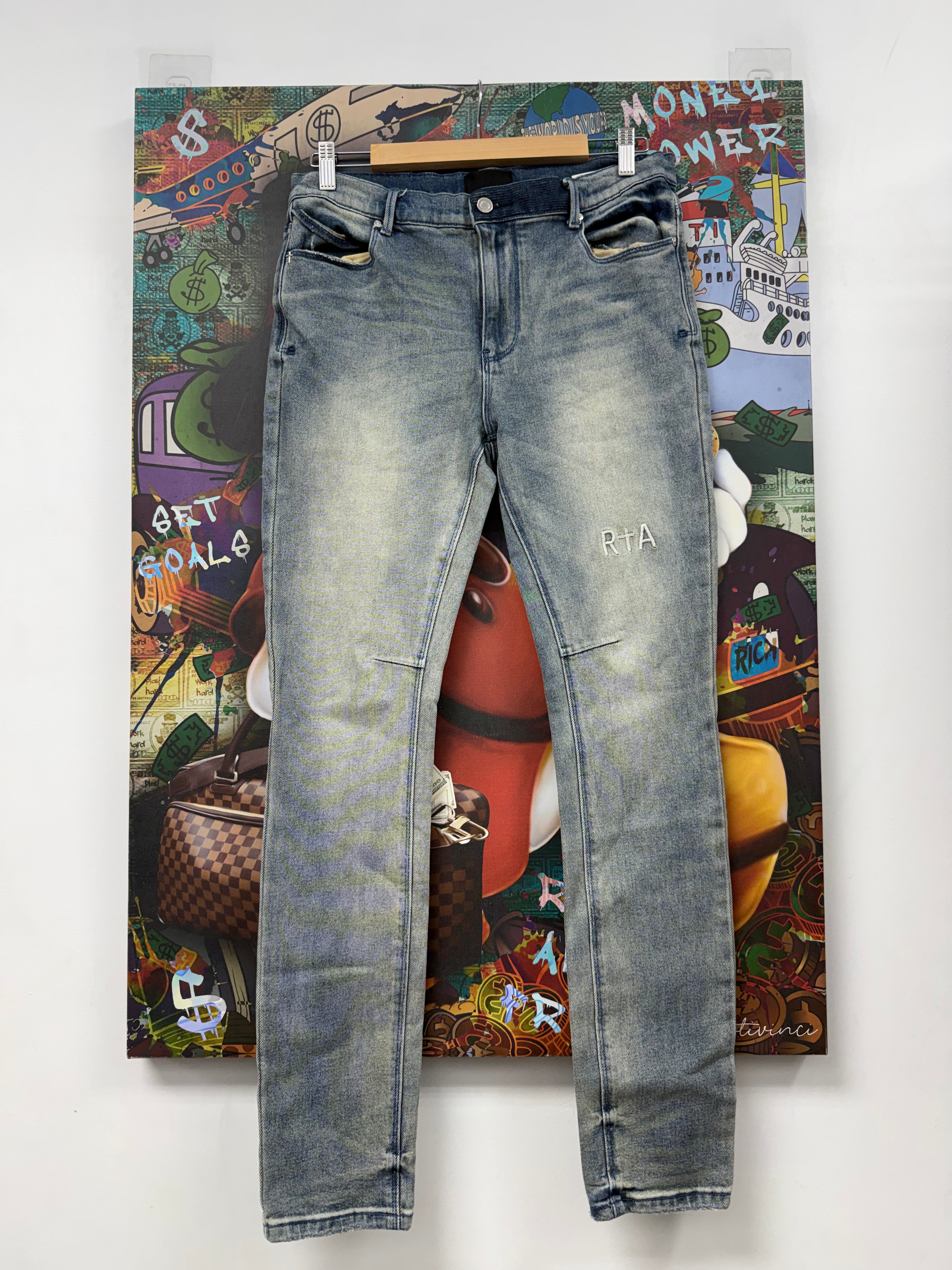 RTA Vintage Wash Plain Jeans