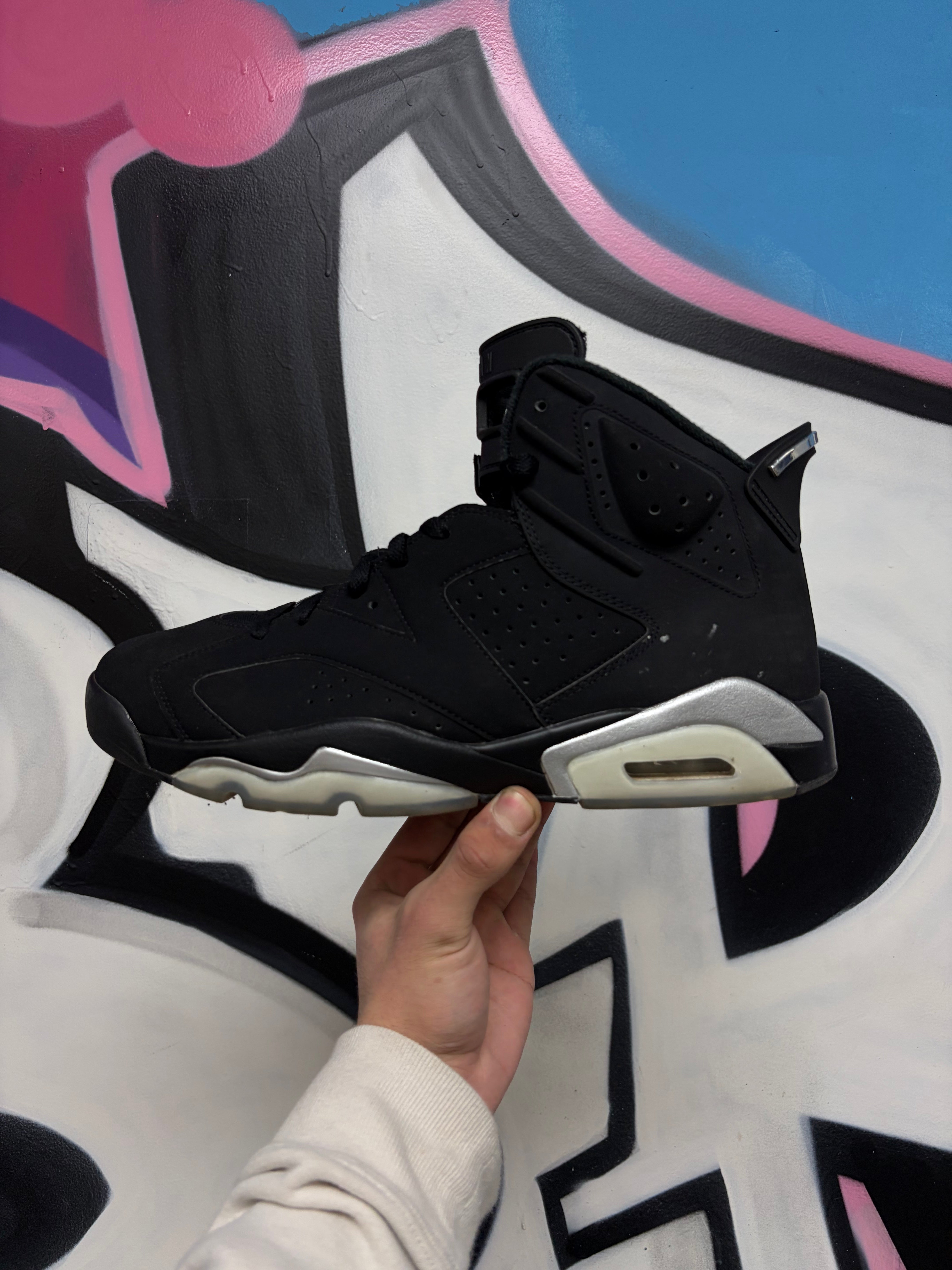 Jordan 6 Chrome Sneakers