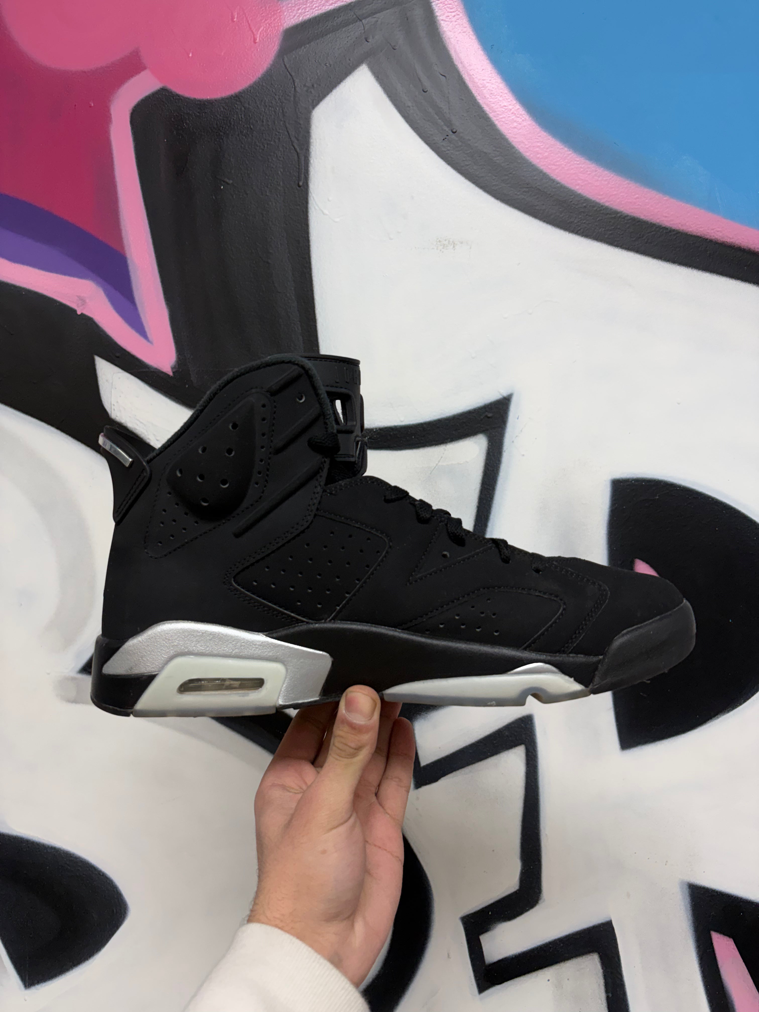 Jordan 6 Chrome Sneakers