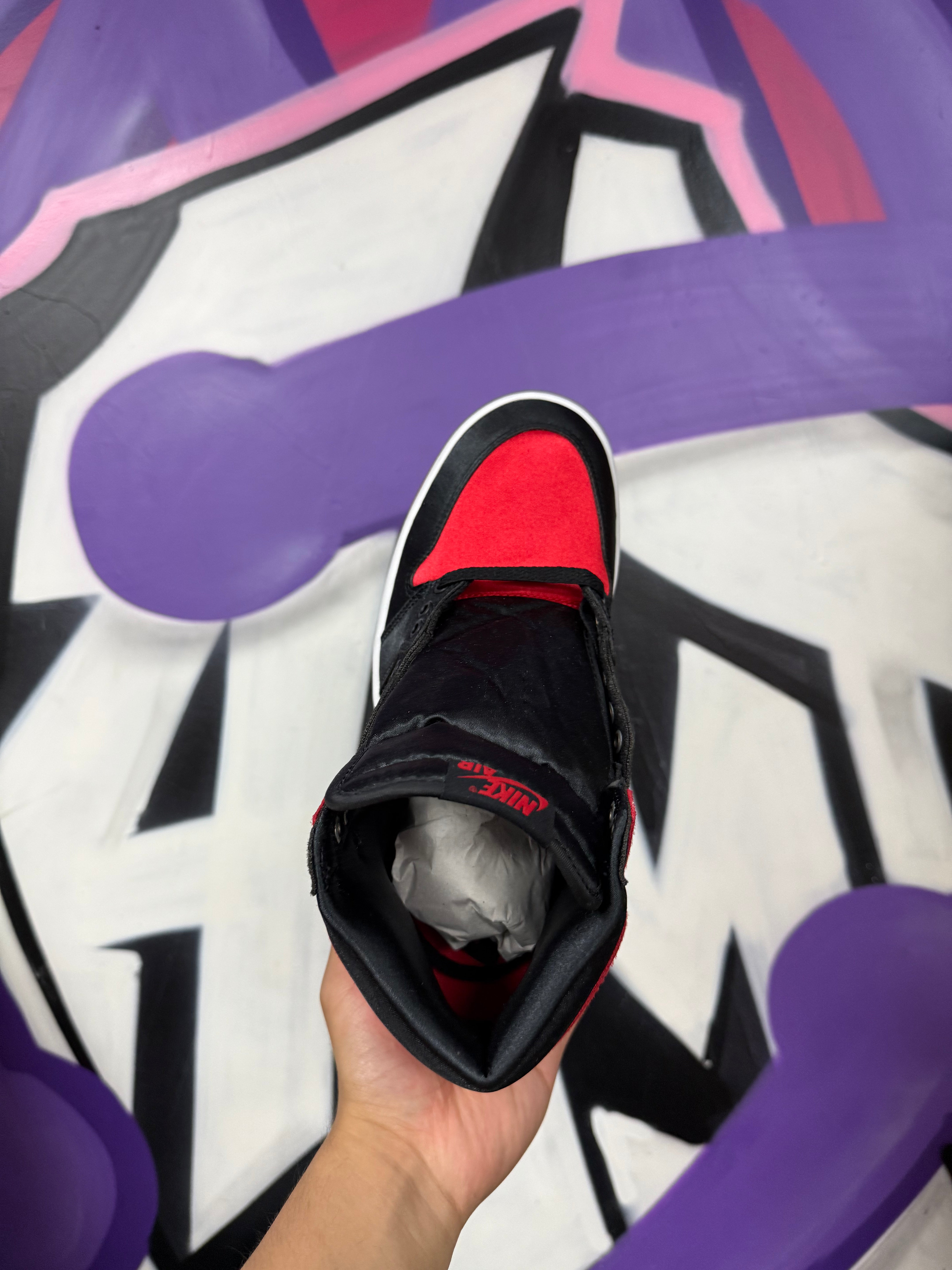 Nike Jordan 1 Satin Bred Sneakers