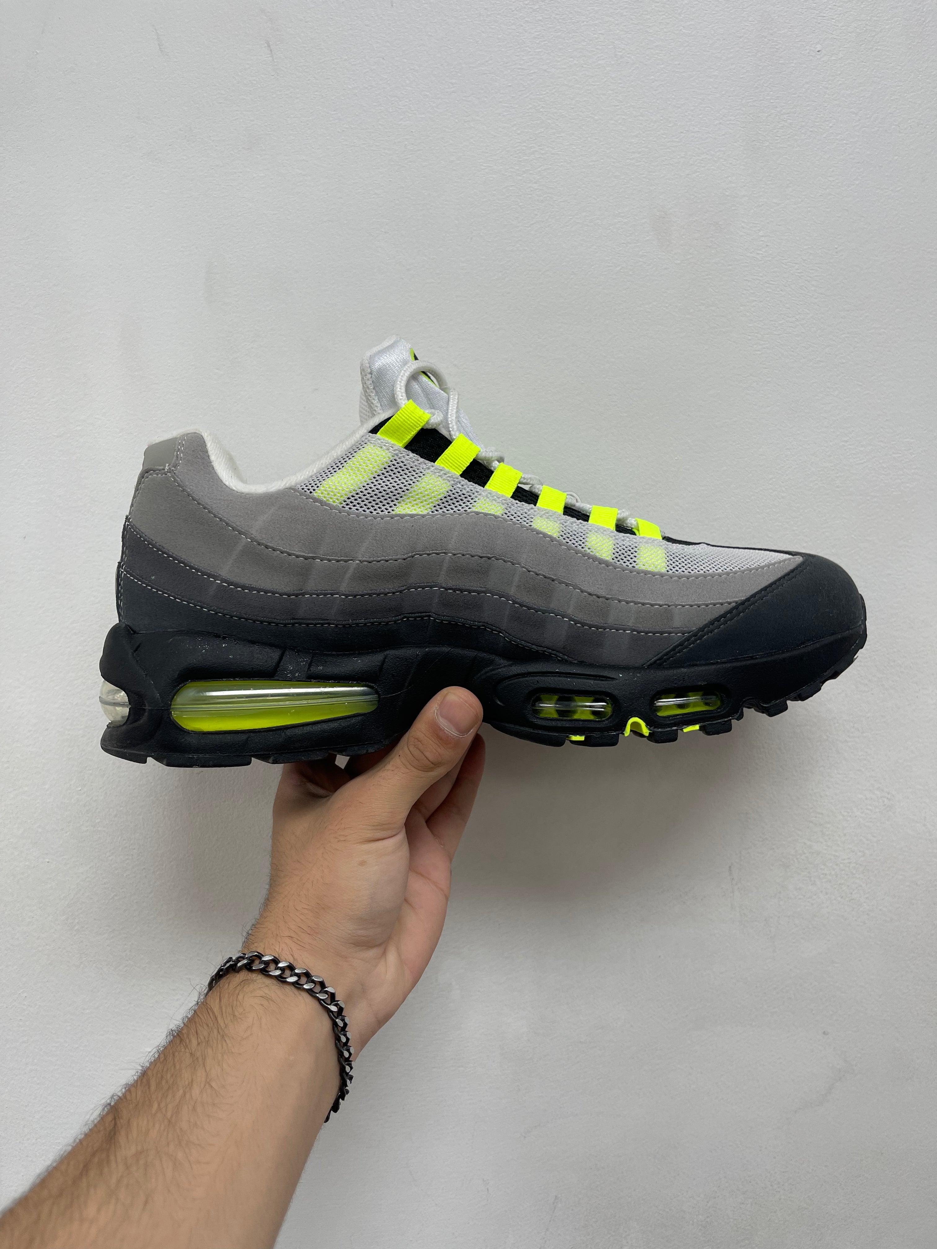 Nike AM95 Big Bubble Neon Sneakers