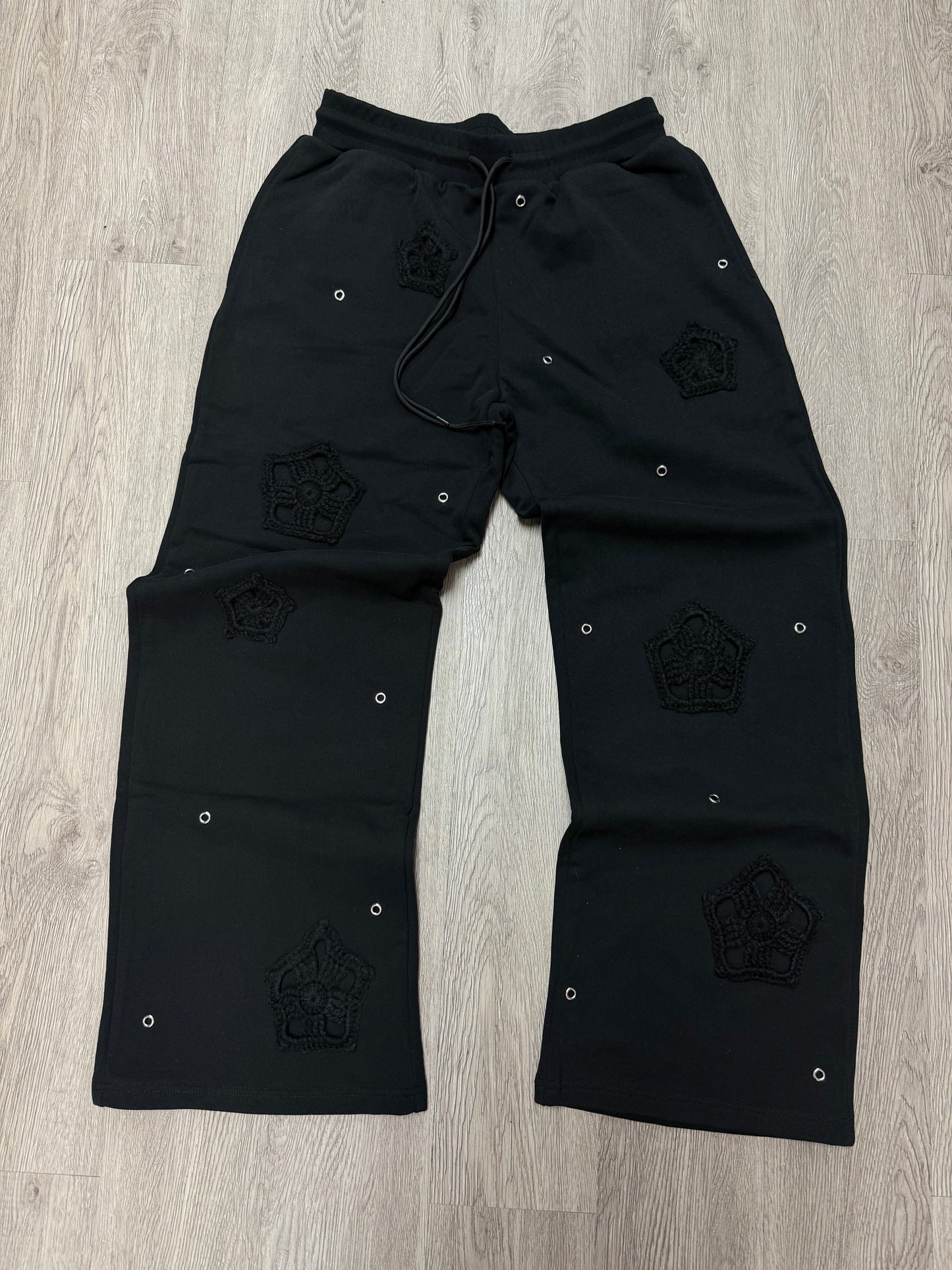 Arkyve Phantom Patch Crochet Sweats Black (M-XL) New