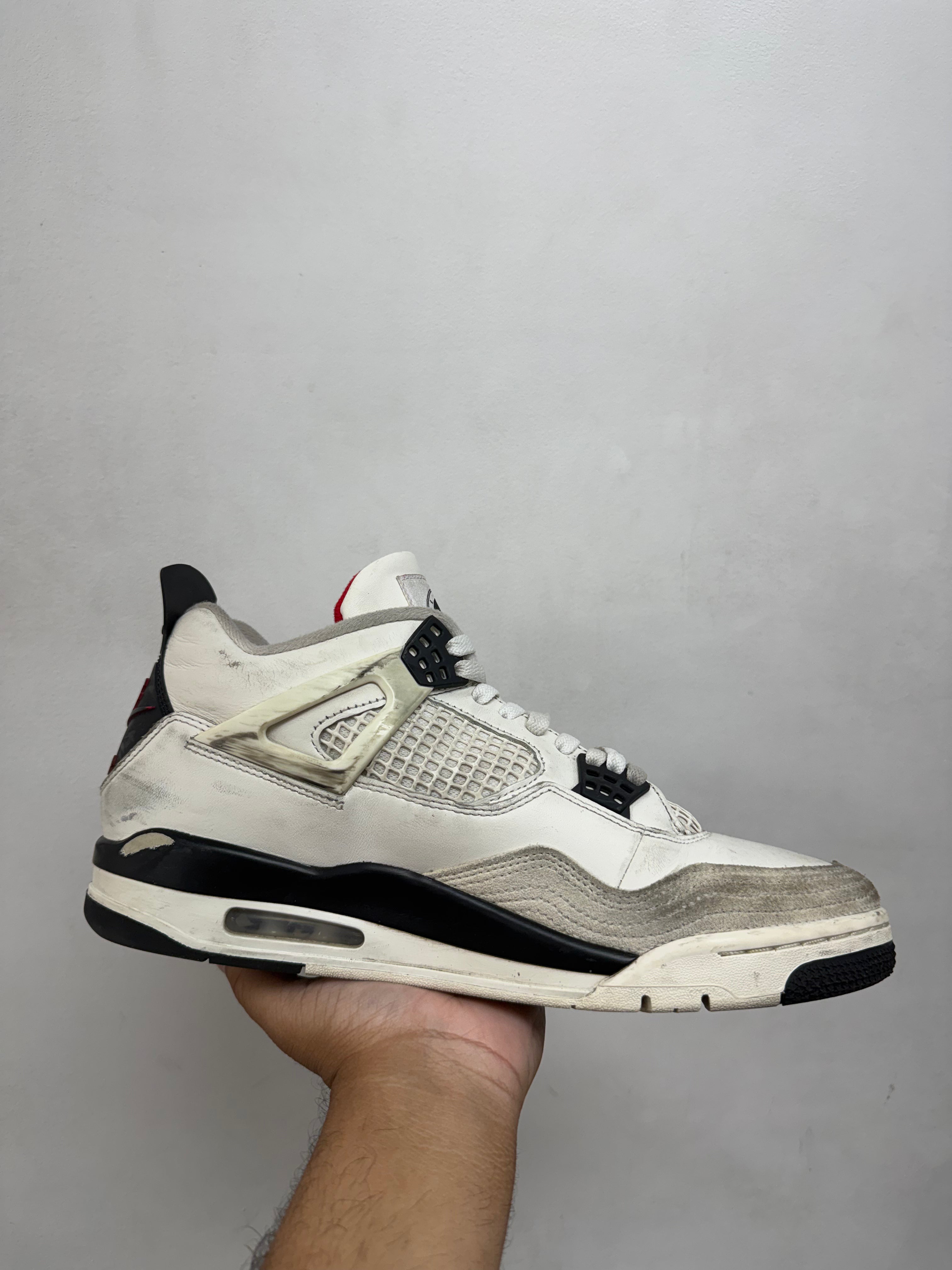 Jordan 4 Fight Club Sneakers
