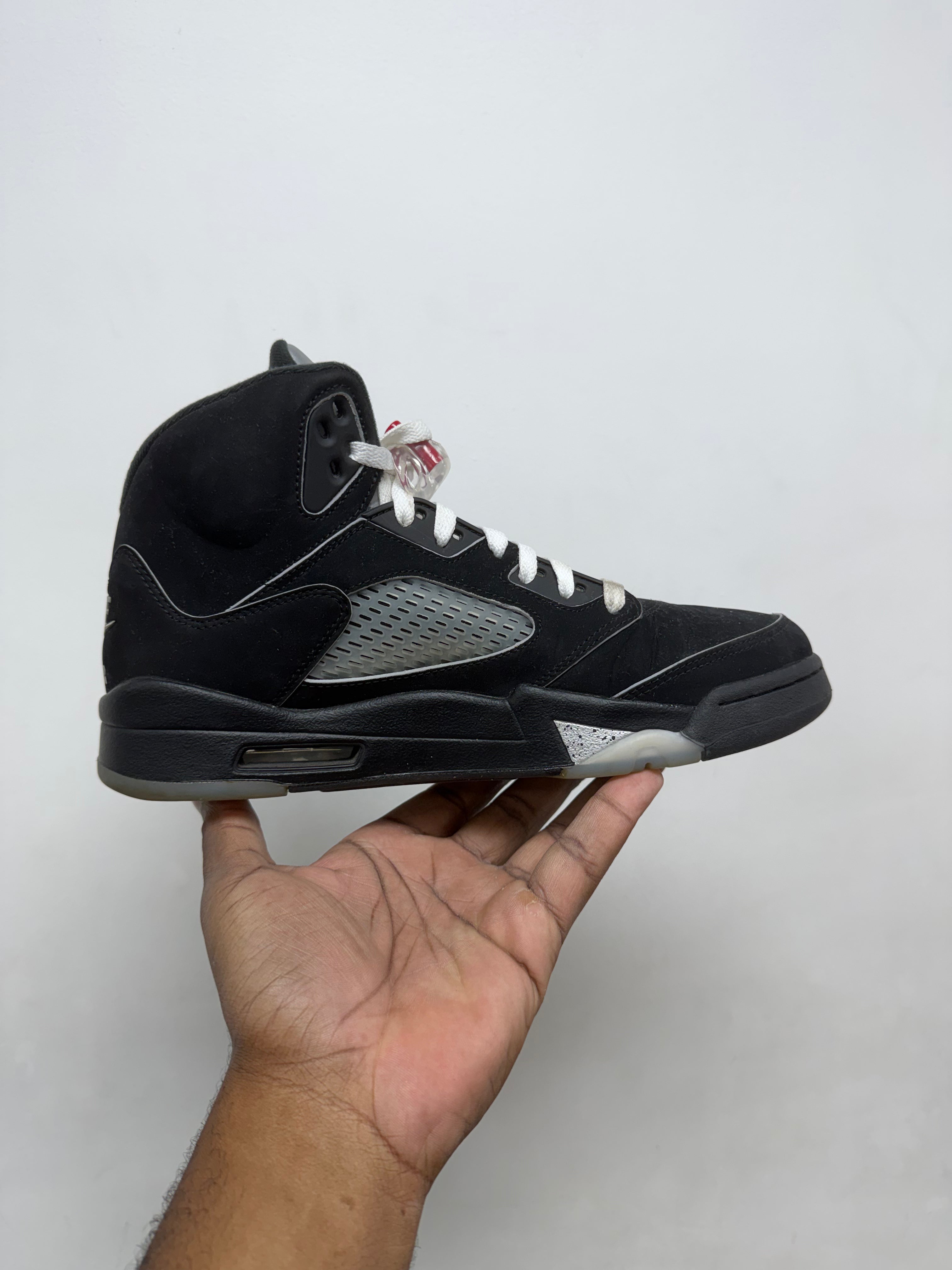 Jordan 5 Black Metallic Sneakers