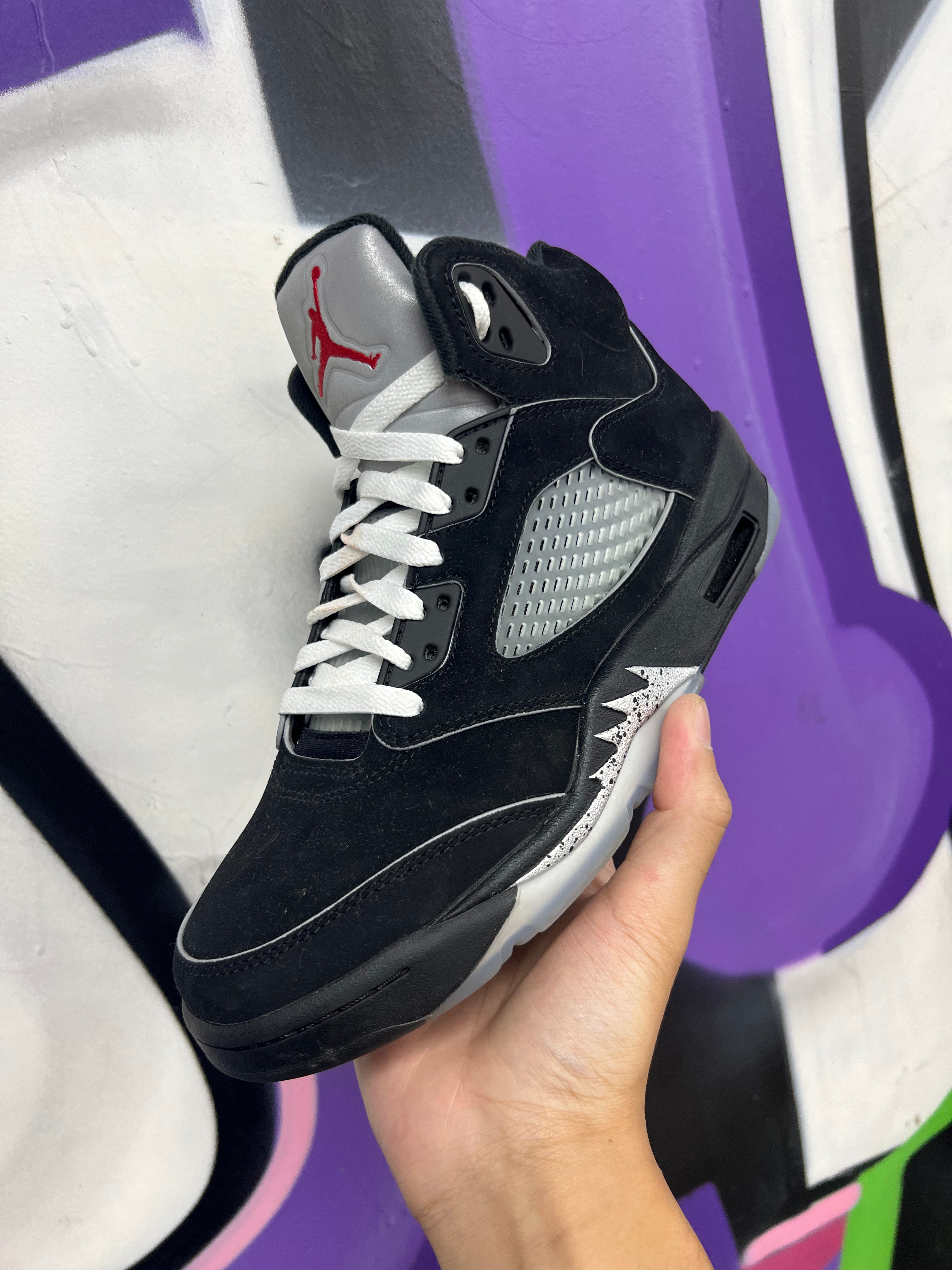 Jordan 5 Black Metallic Sneakers