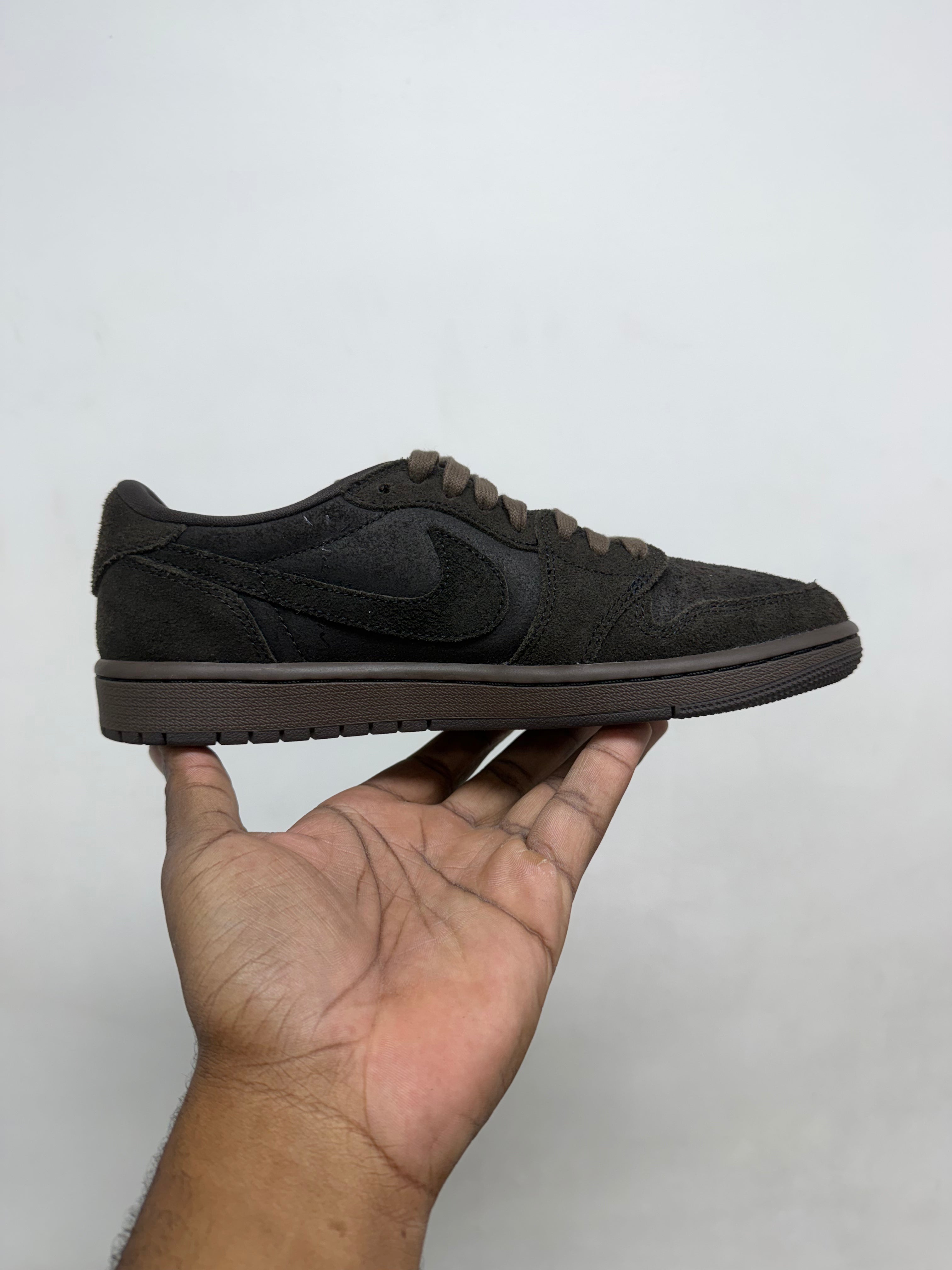 Jordan 1 Low Travis Scott Brown Velvet Sneakers