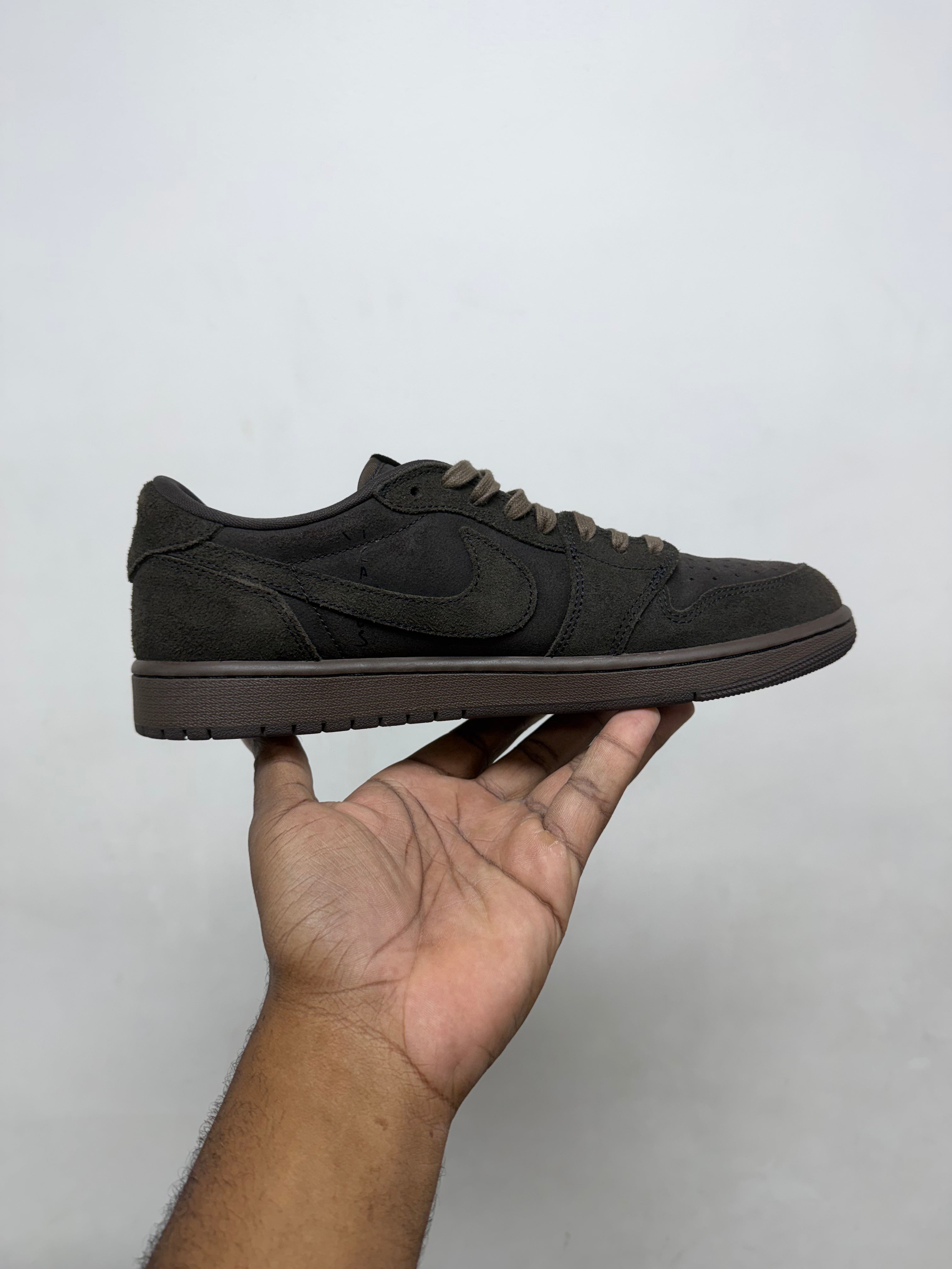 Jordan 1 Low Travis Scott Brown Velvet Sneakers