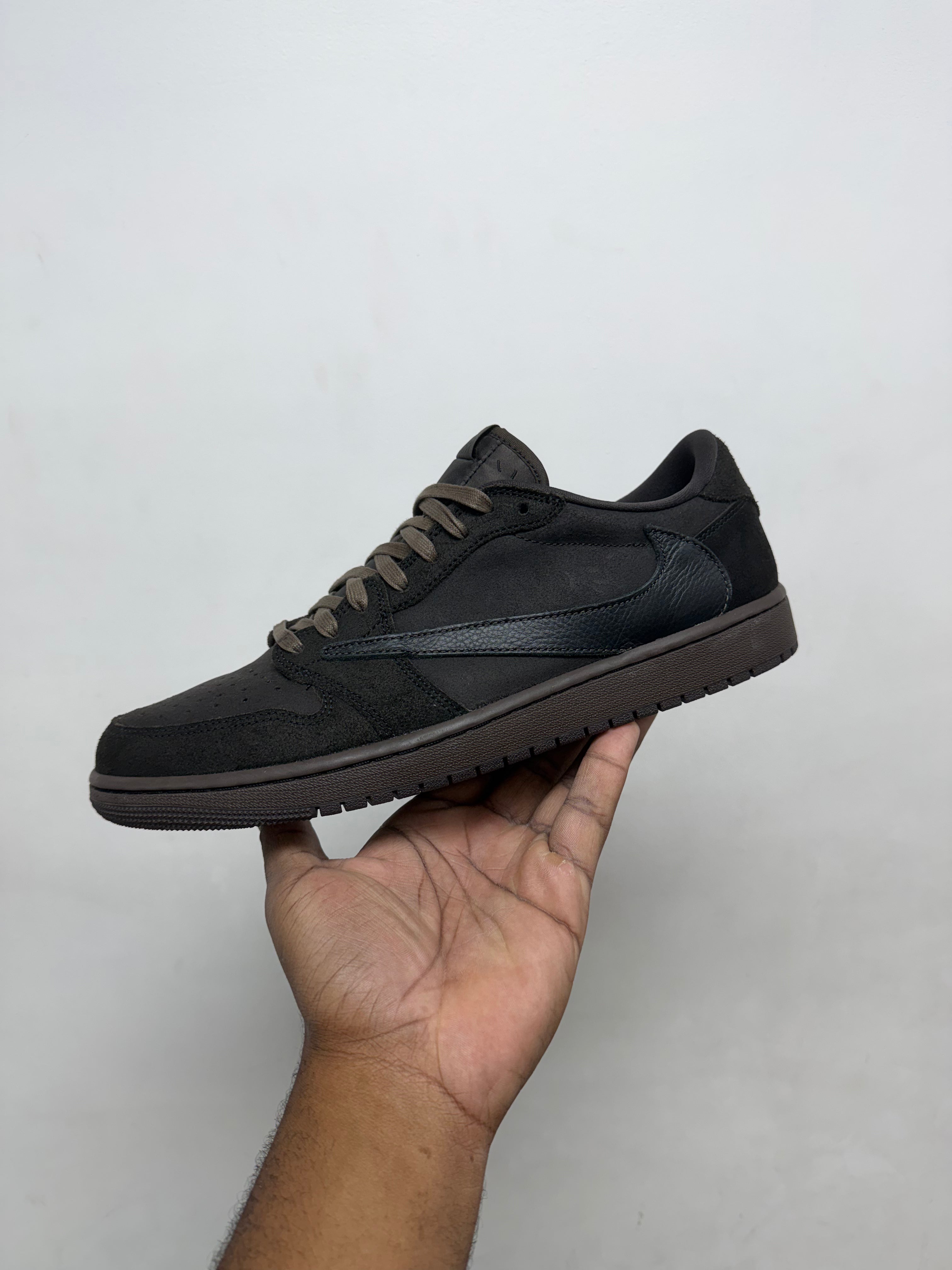 Jordan 1 Low Travis Scott Brown Velvet Sneakers