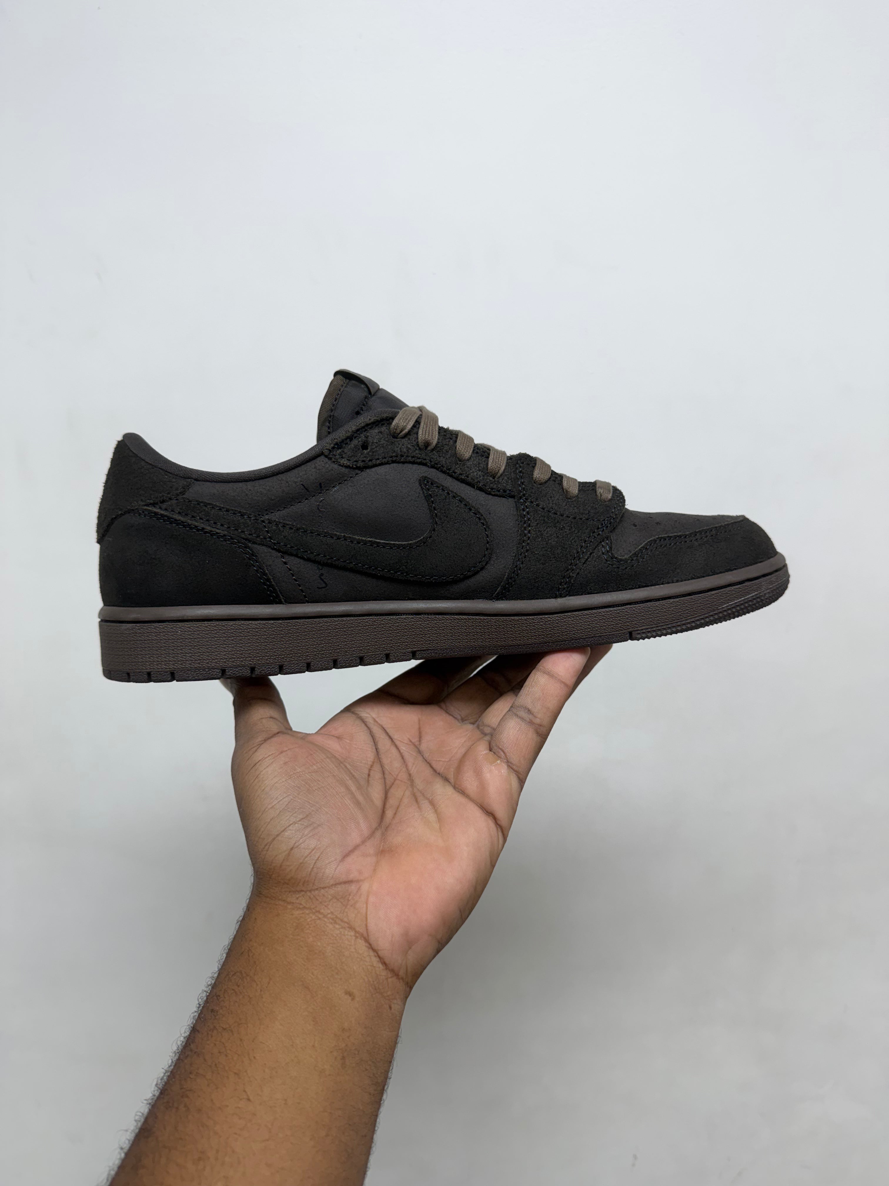 Jordan 1 Low Travis Scott Brown Velvet Sneakers