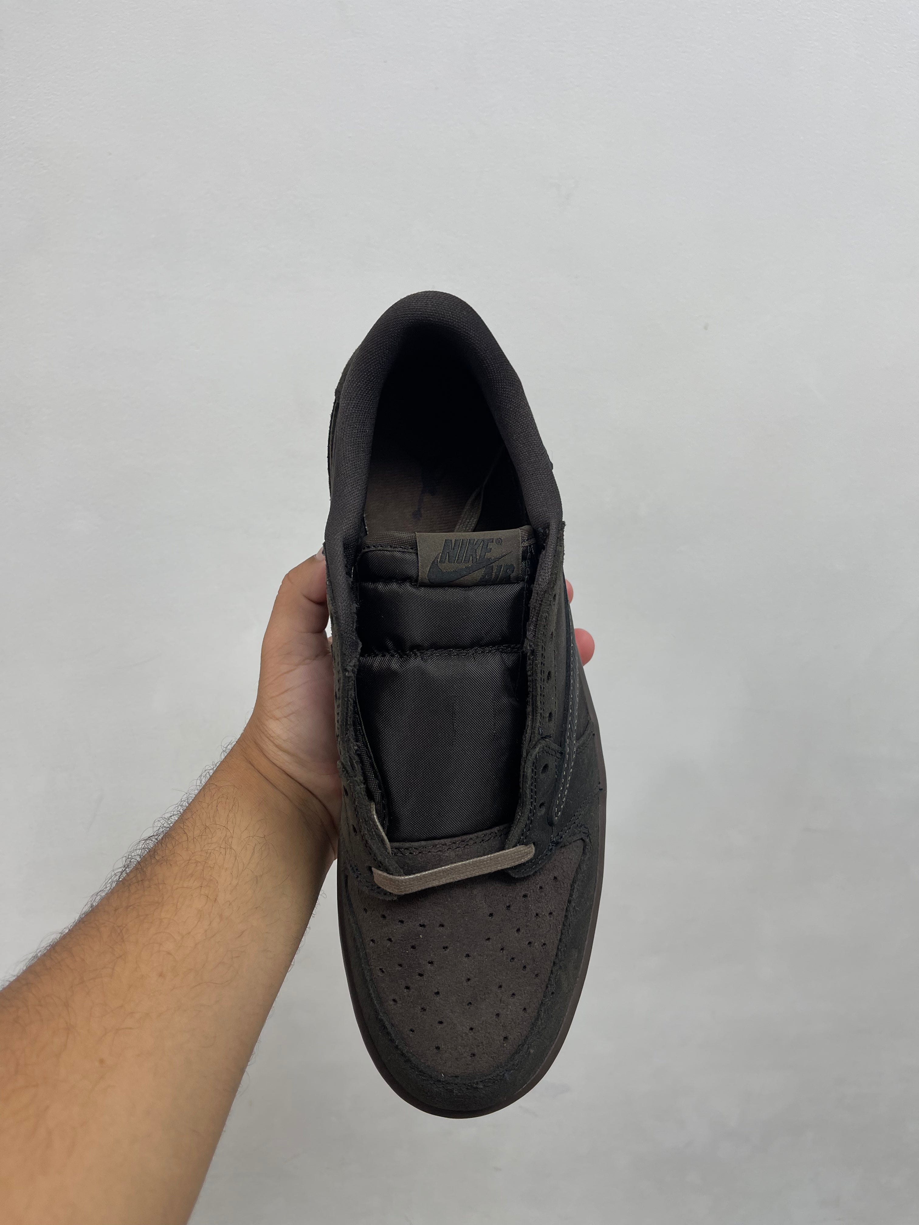 Jordan 1 Low Travis Scott Velvet Sneakers