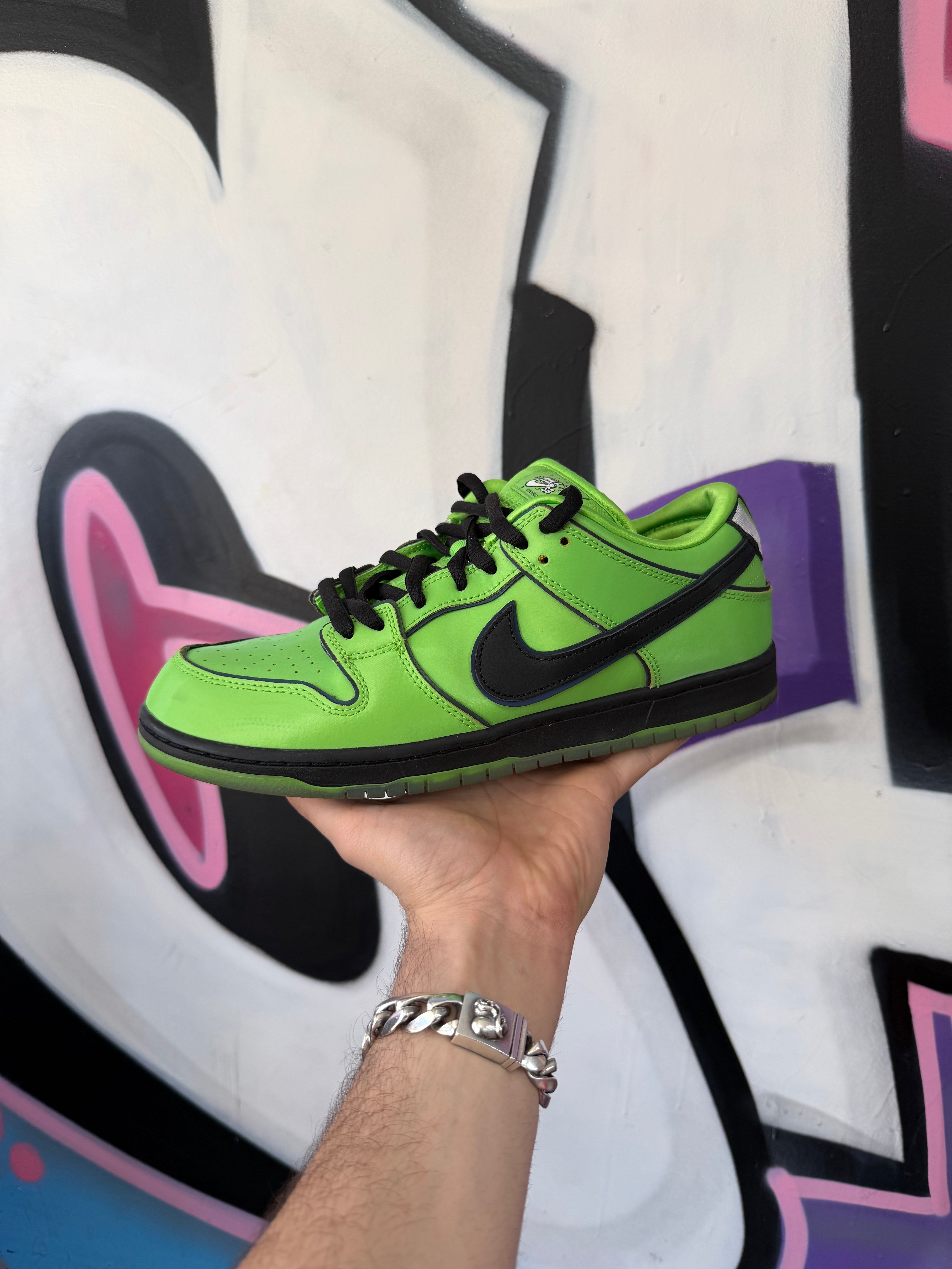 Nike SB Dunk Low Powerpuff Buttercup Sneakers