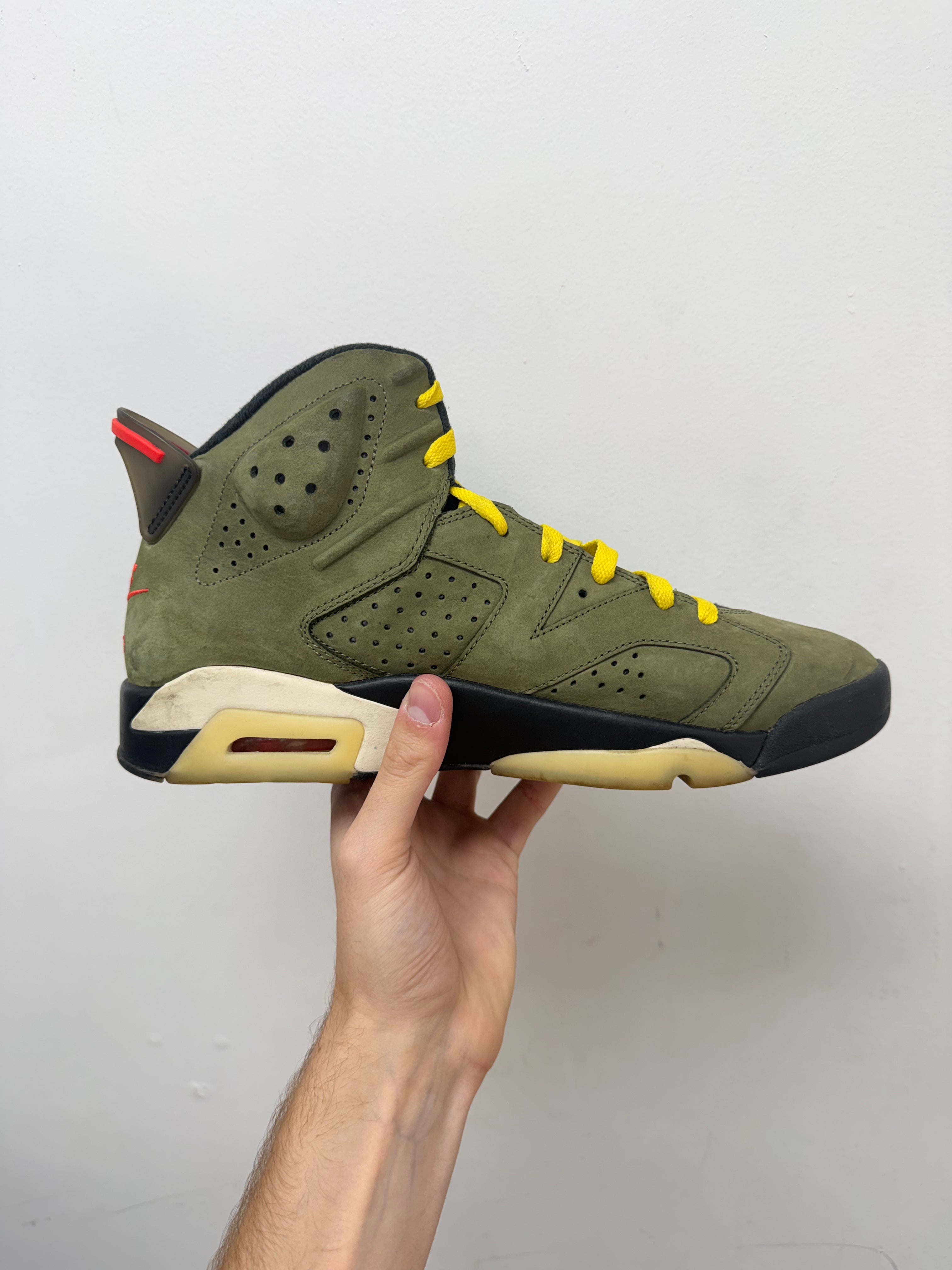 Jordan 6 Travis Scott Olive Sneakers