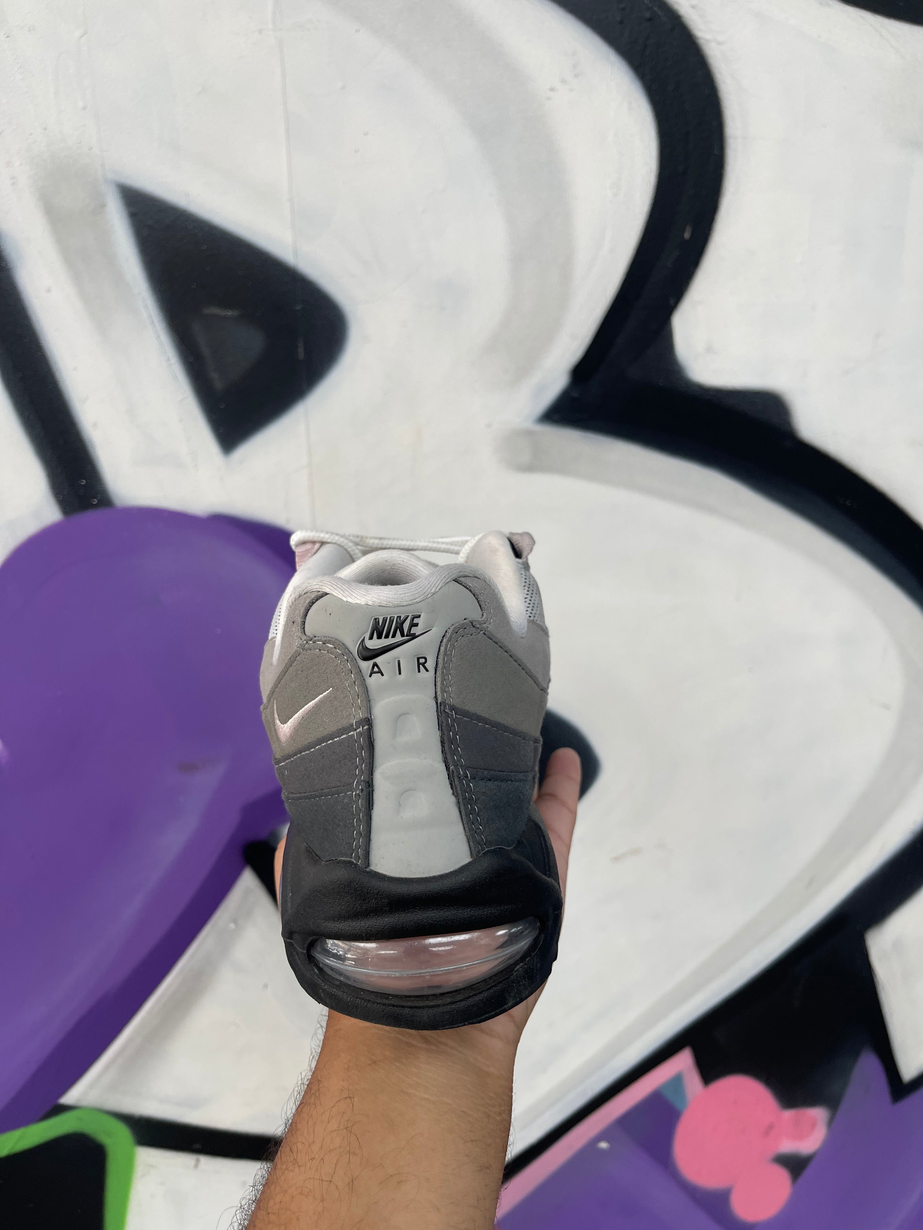 Nike AM95 Pink Sneakers
