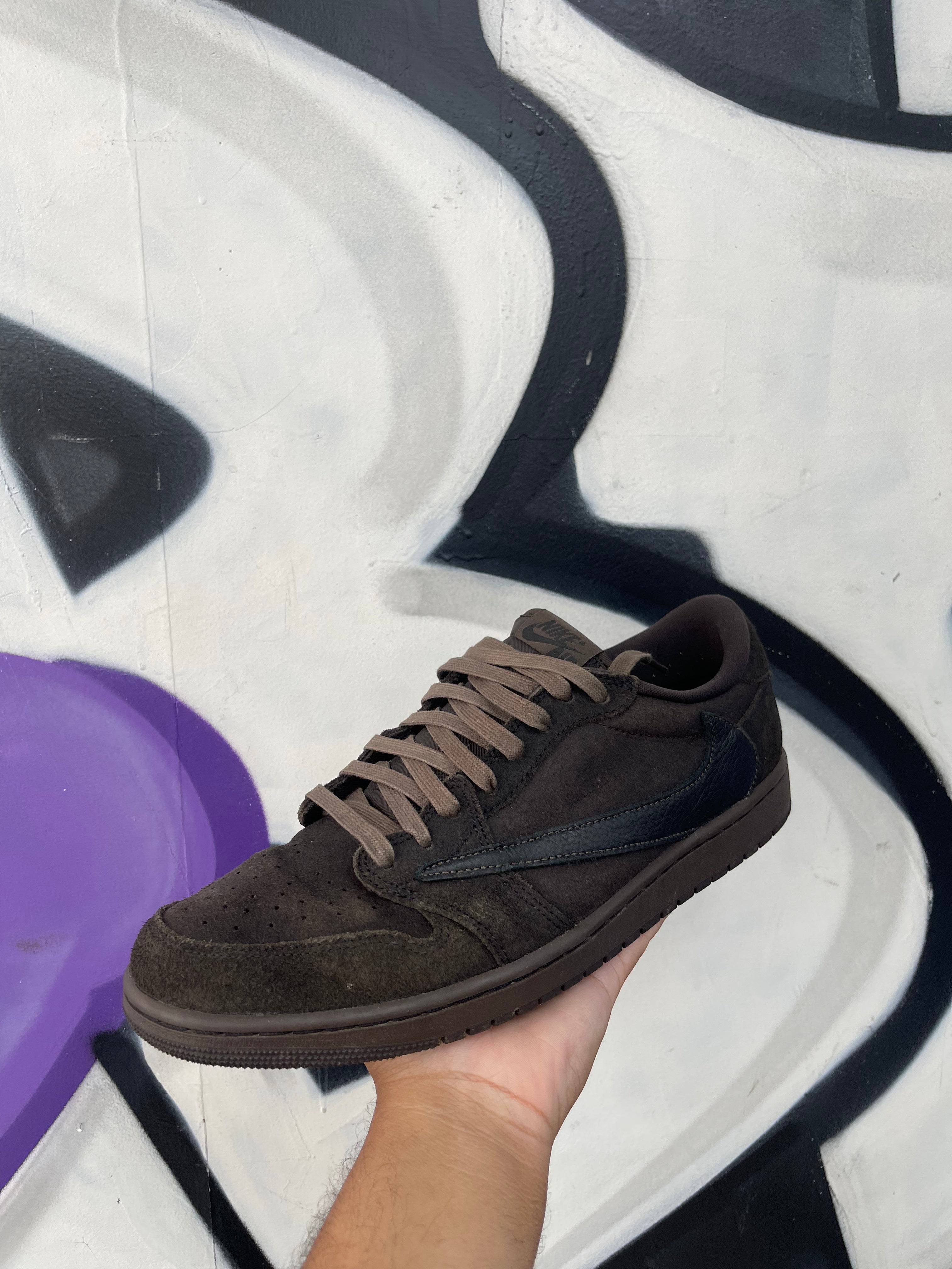 Jordan 1 Low Travis Scott Velvet Sneakers