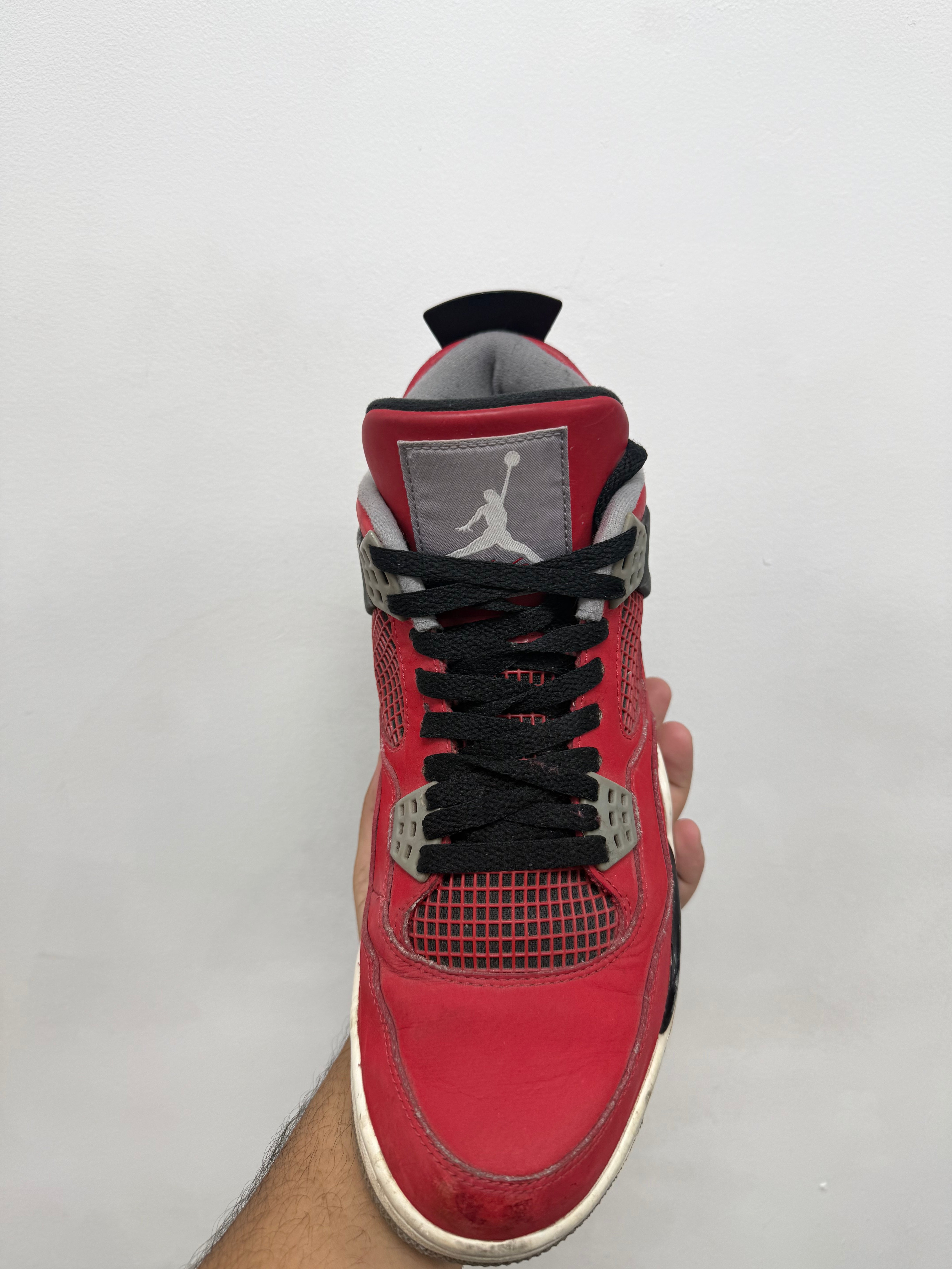 Jordan 4 Toro (2014) Sneakers