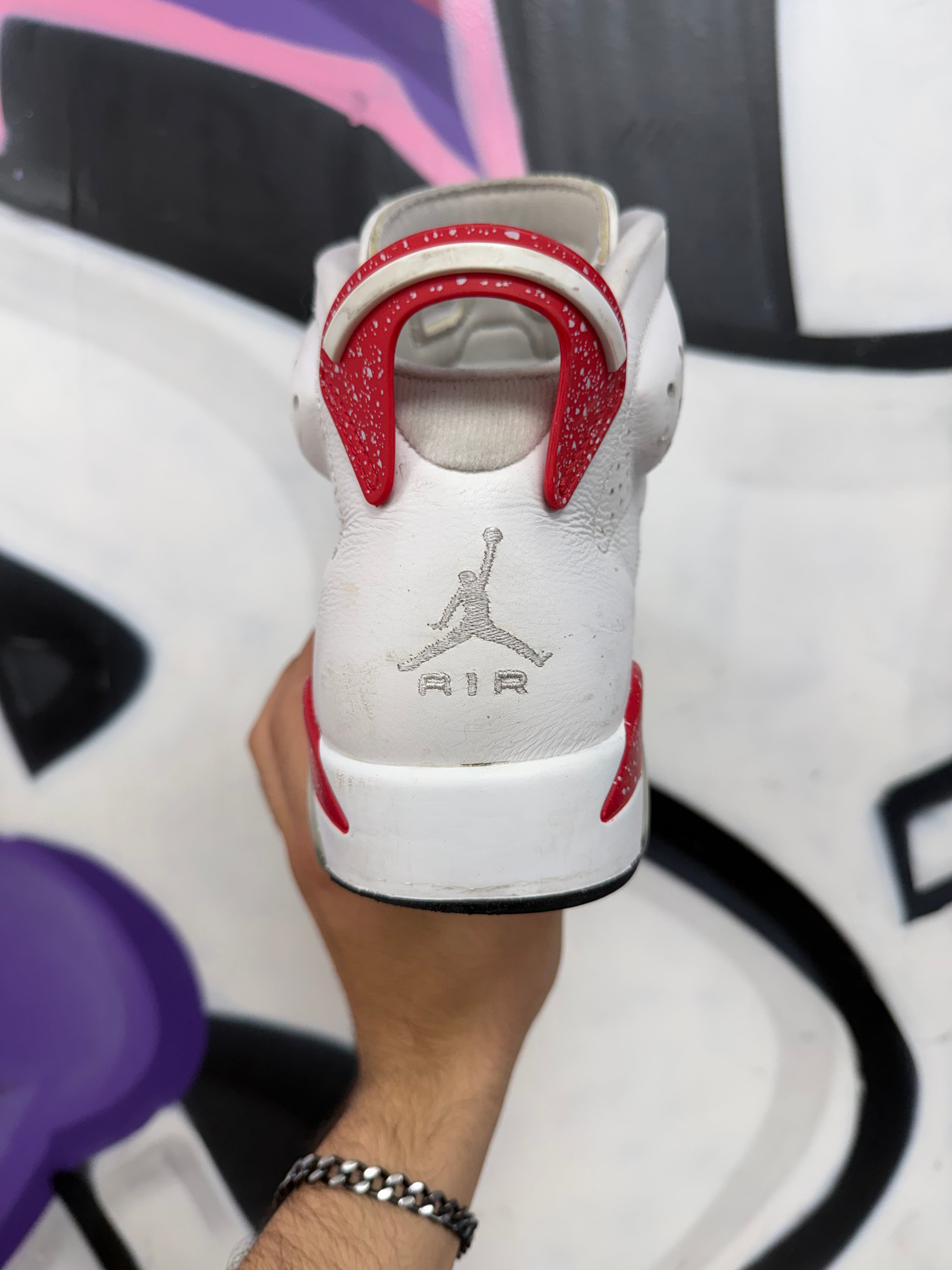 Jordan 6 Red Oreo Sneakers