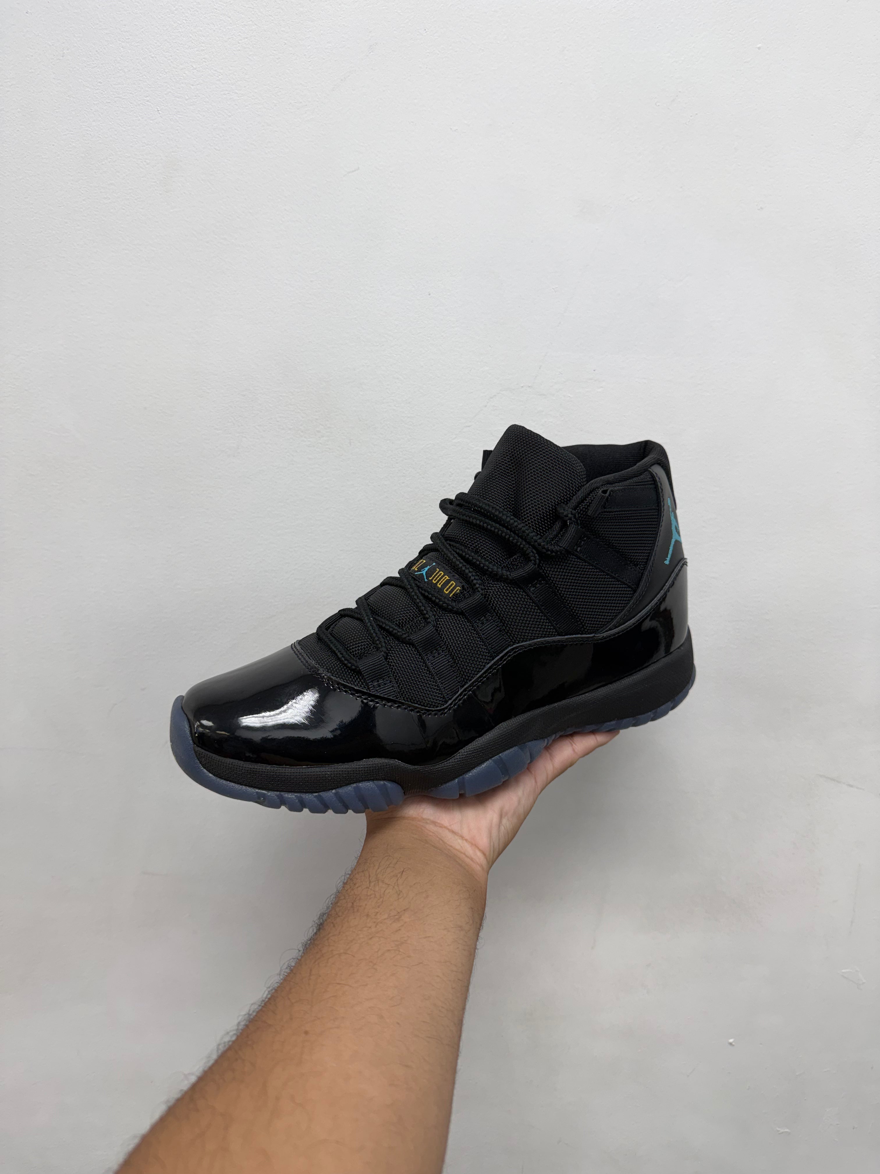 Jordan 11 Gamma Sneakers