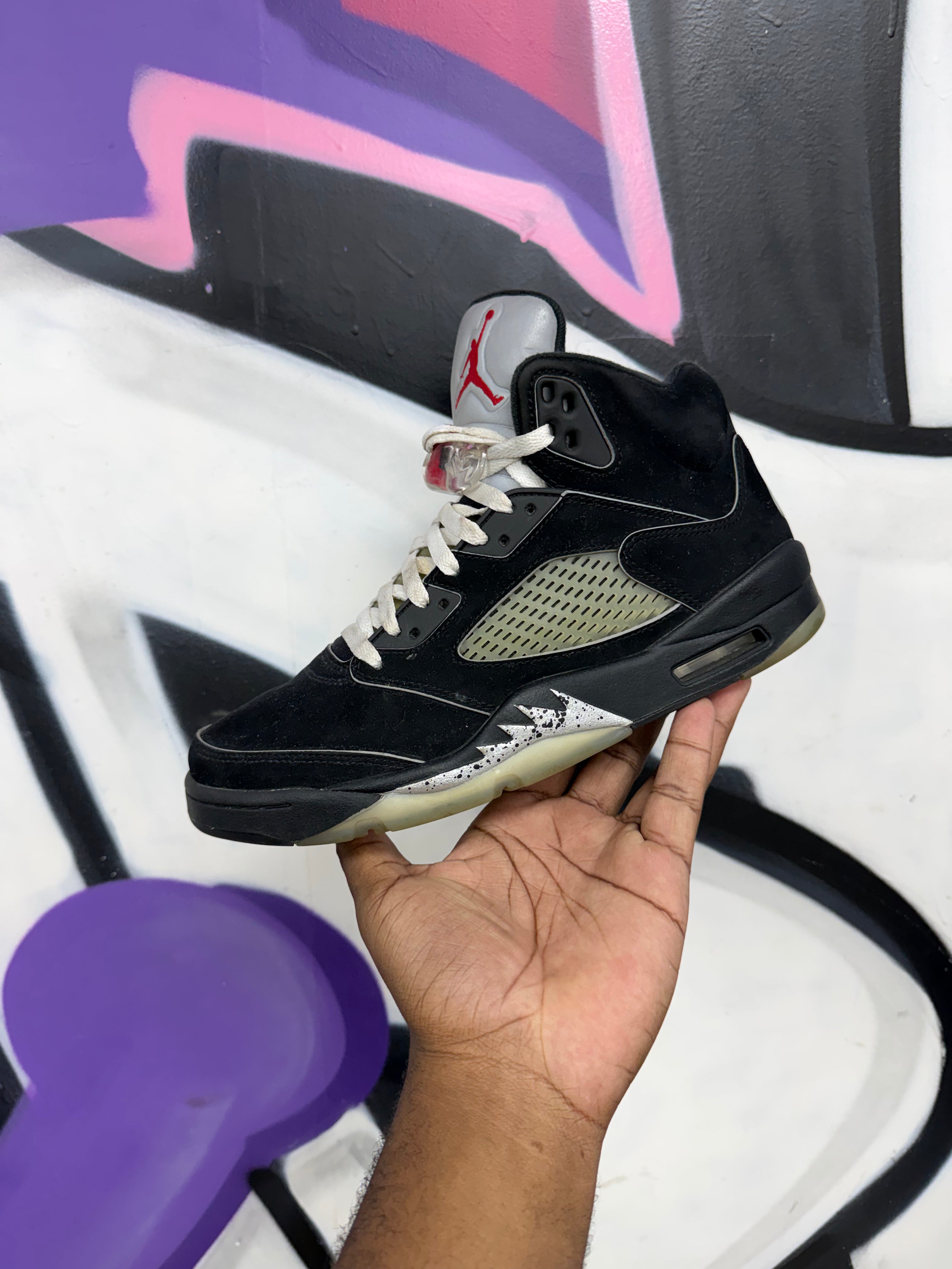 Jordan 5 Black Metallic Sneakers
