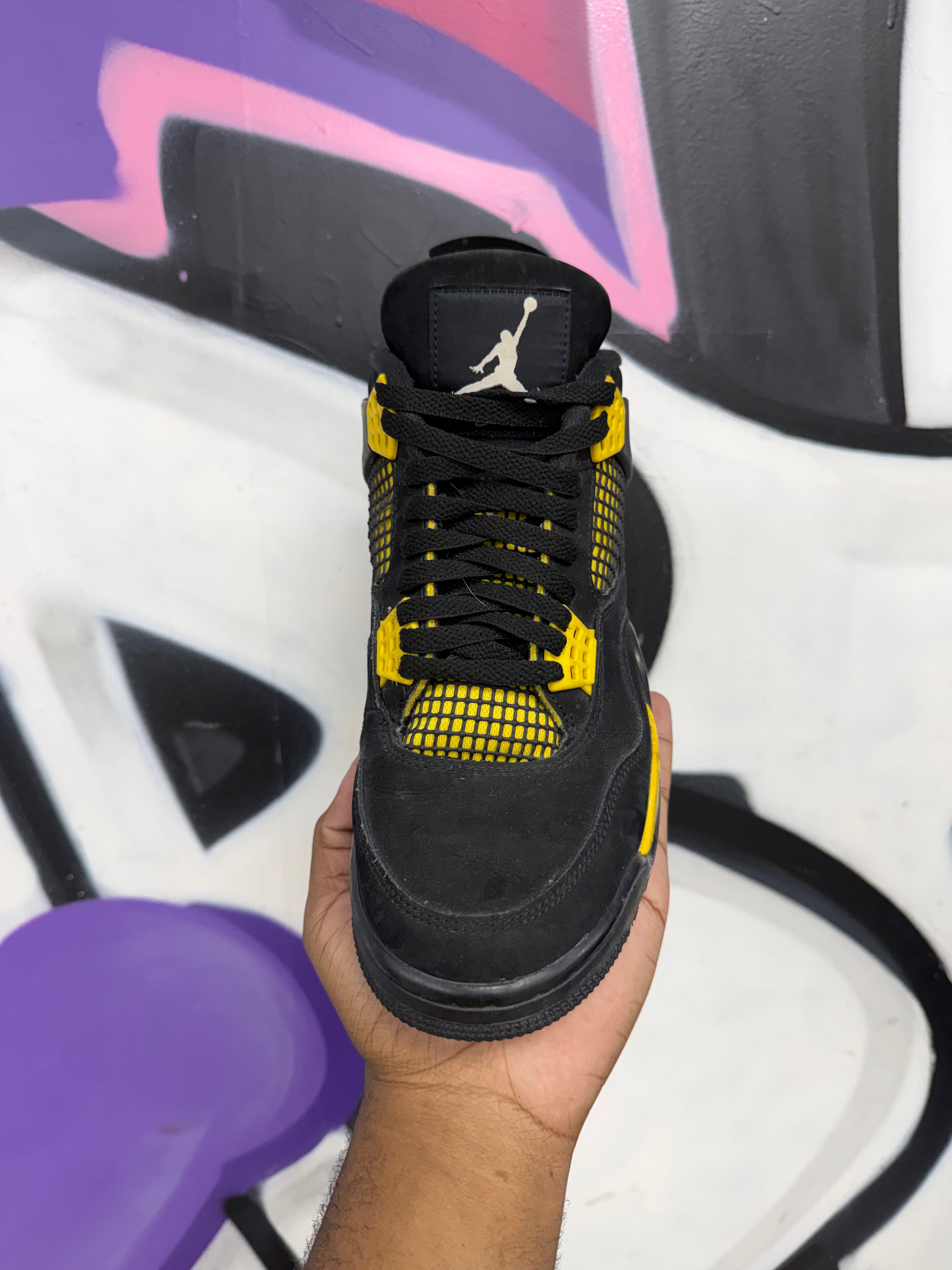 Jordan 4 Thunder Sneakers